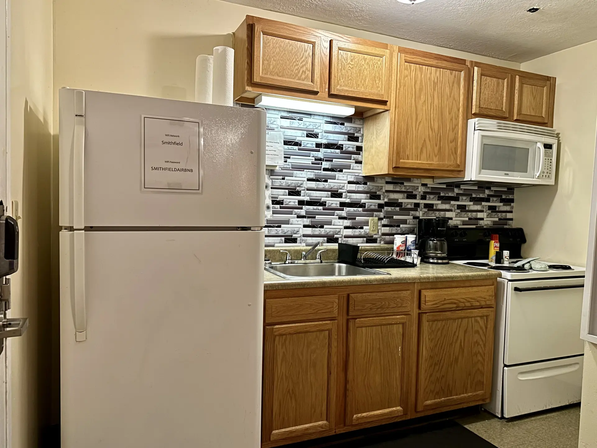 6 Beds | Downtown Apt | Very Quick Walk Everywhere