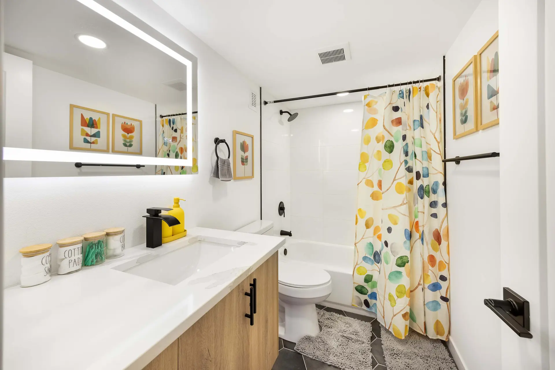 Remodeled 1BR Private Basement – 9 Min to Beach