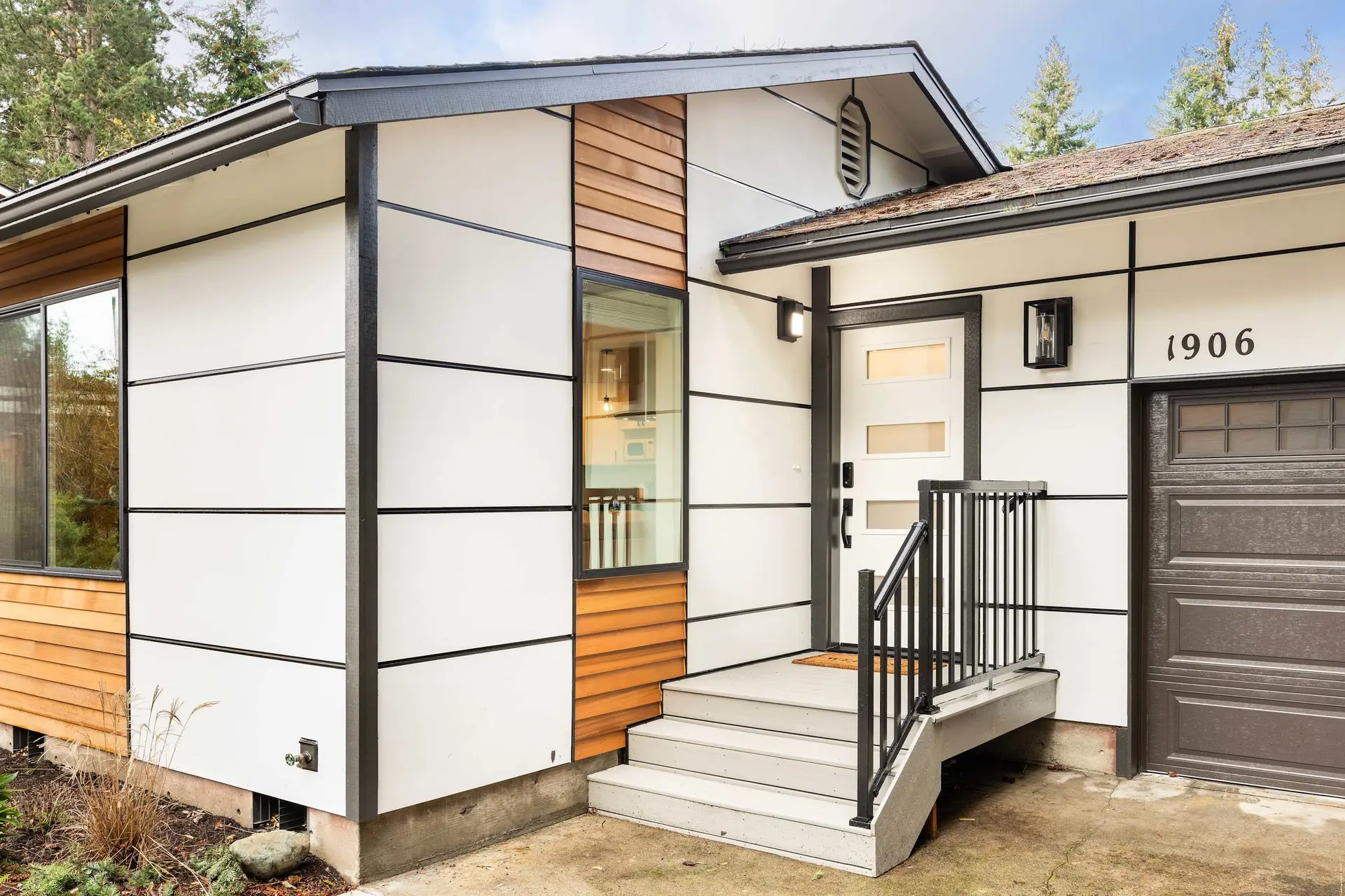 Contemporary Single-Level 2024 Remodeled Rambler |