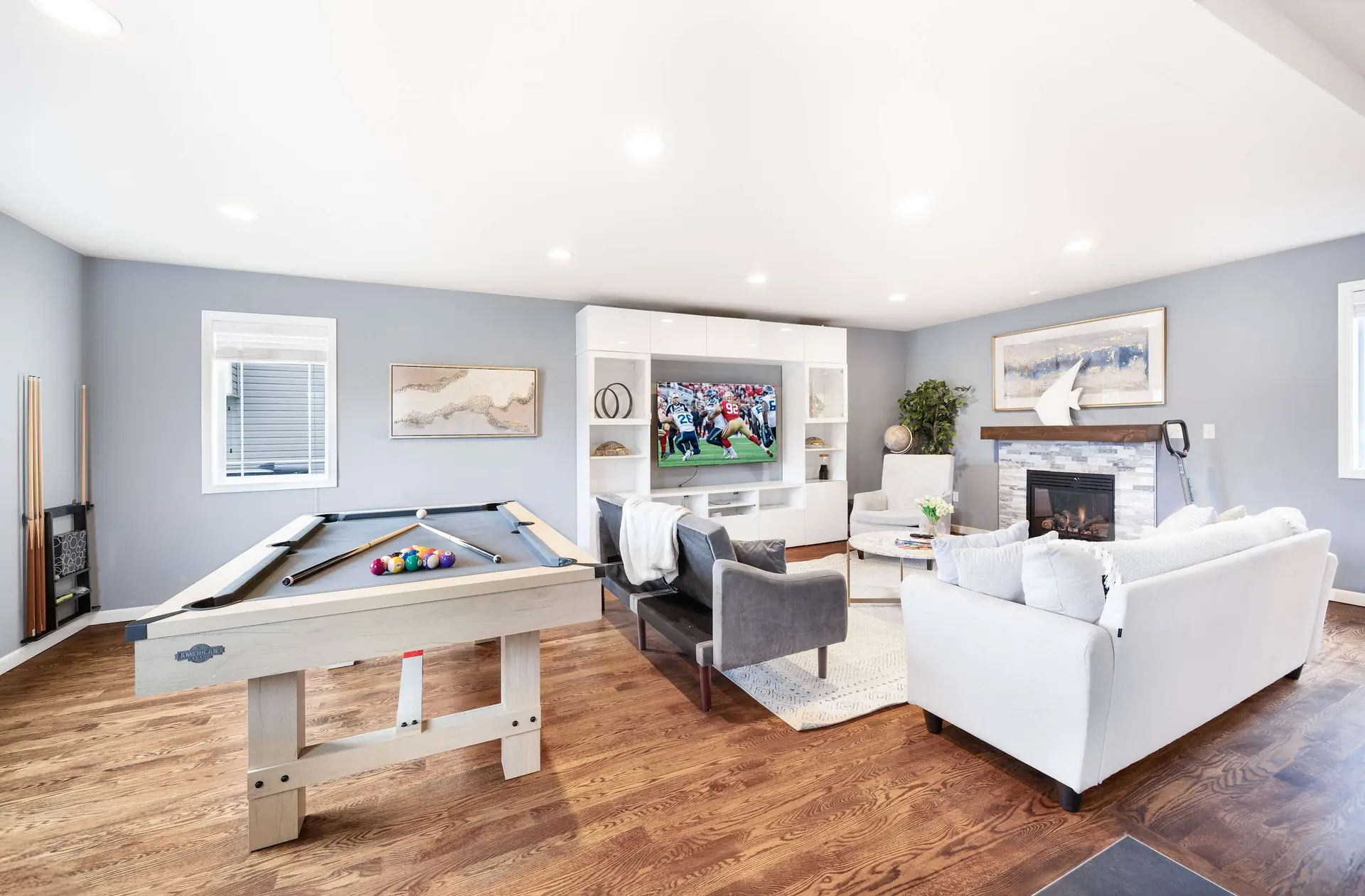 Stylish 3BR/2.5BA Home |EV Outlet |Near Light Rail