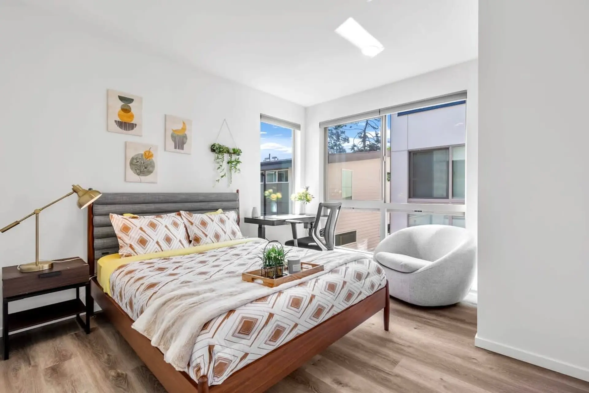 Brand New 3B2B Townhome near SeaTac | Rooftop Deck