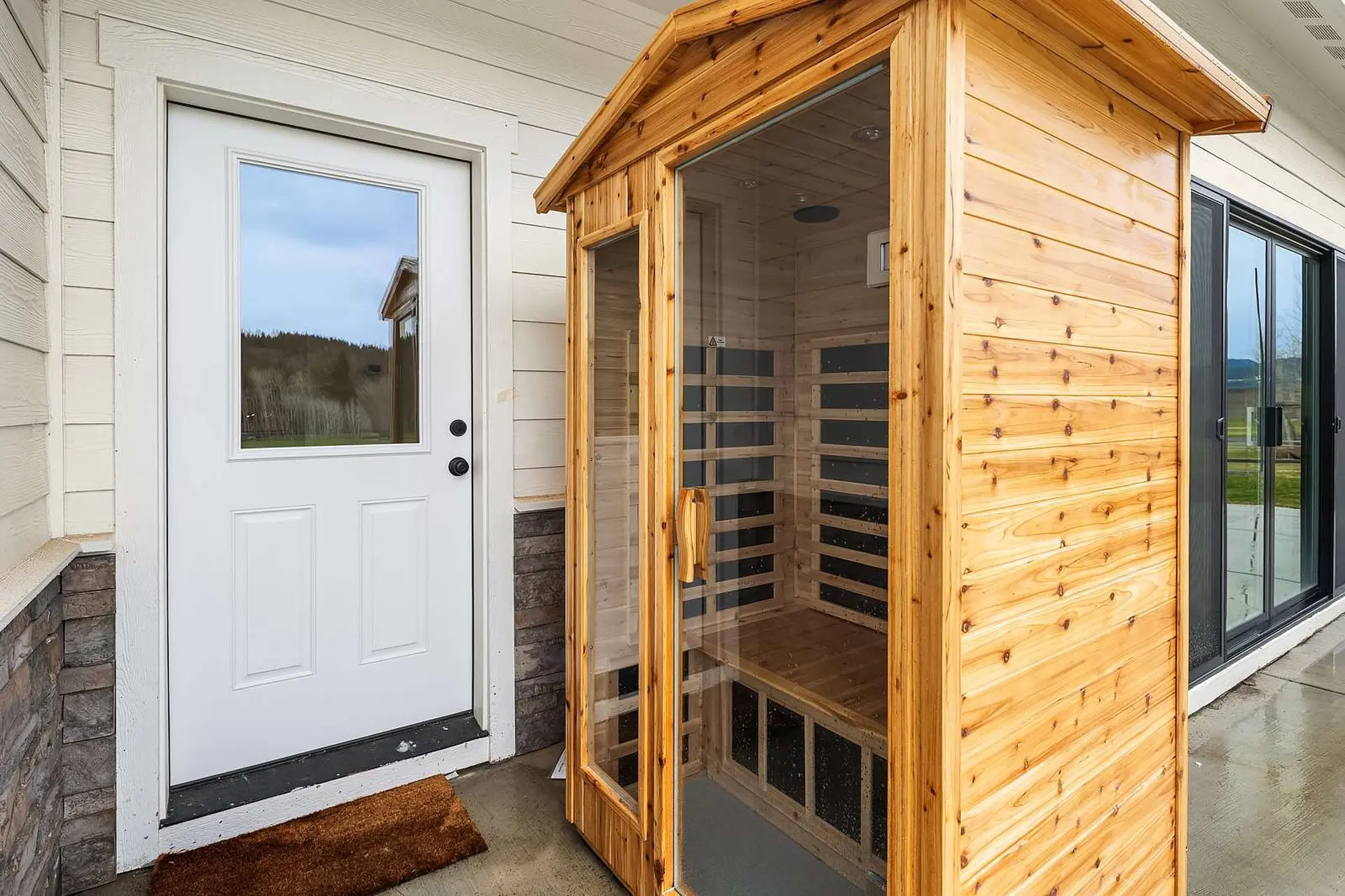 Luxury Ski & Golf 4BR Retreat w/ EV outlet,Hot Tub