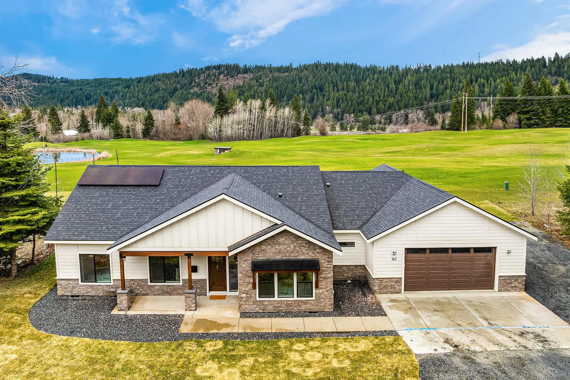 Luxury Ski & Golf 4BR Retreat w/ EV outlet,Hot Tub