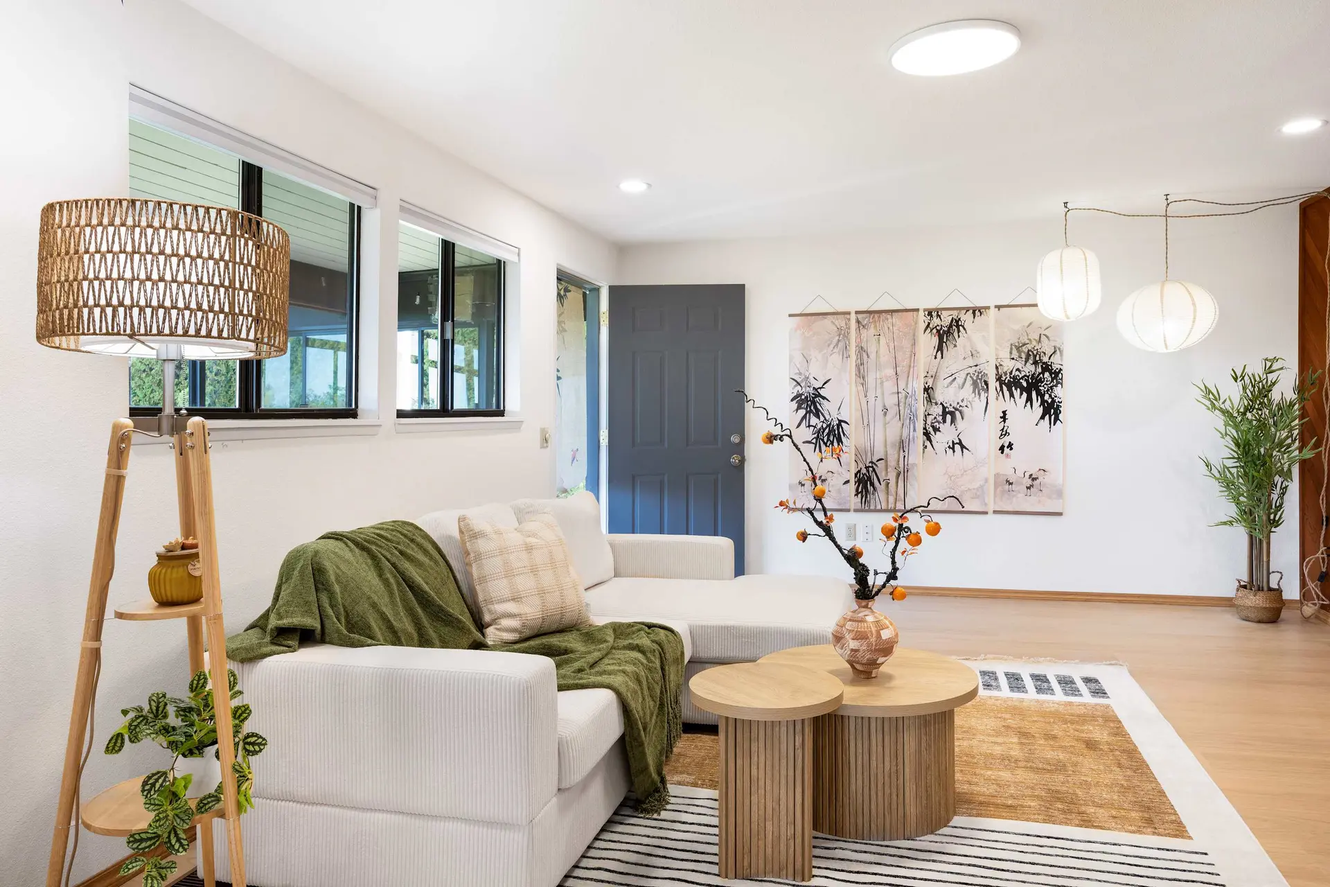 Bellevue Somerset 2BR w/ Sunroom & Sweeping Views