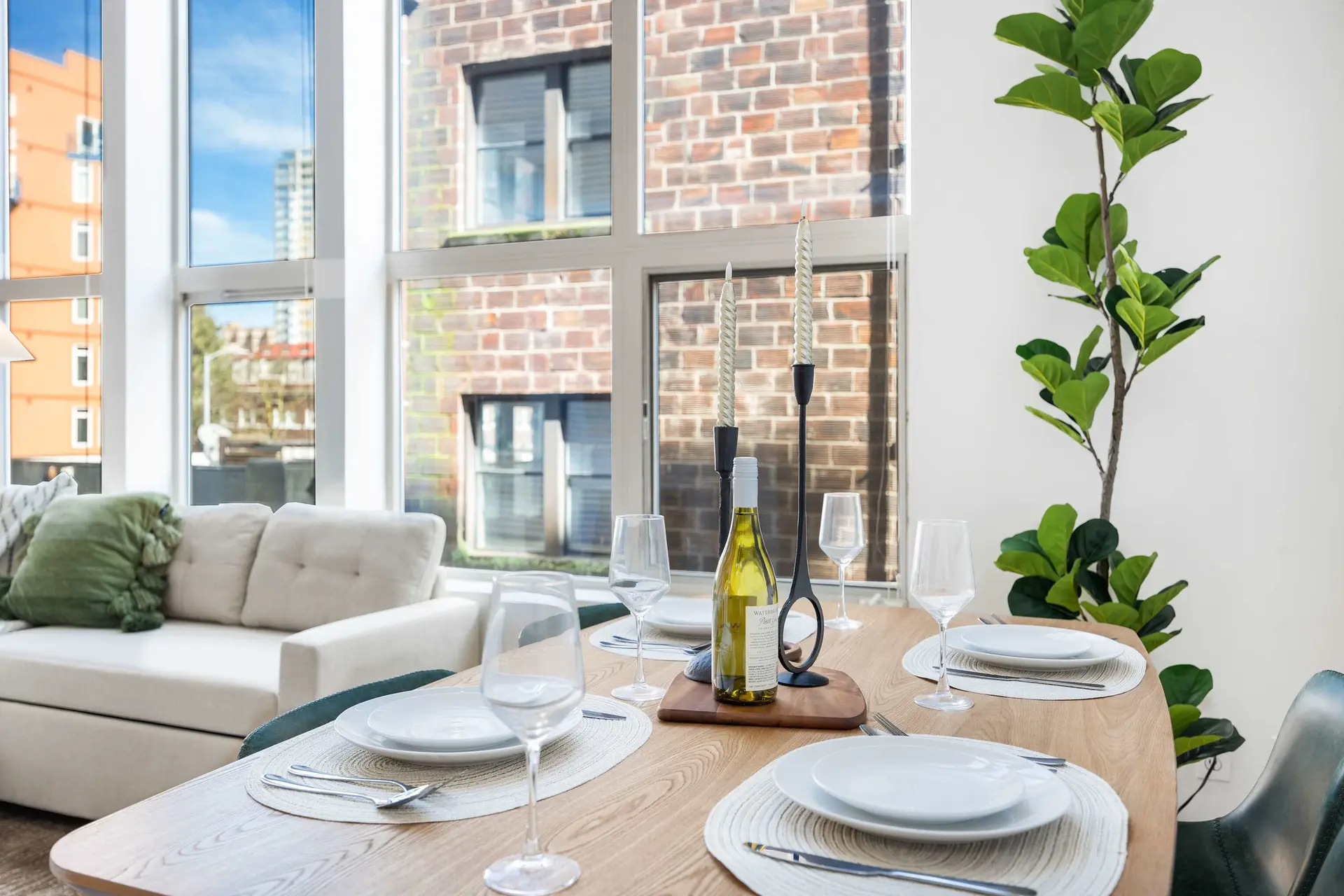 Historic DT Loft w/16ft Ceilings |Garage &97 WS!