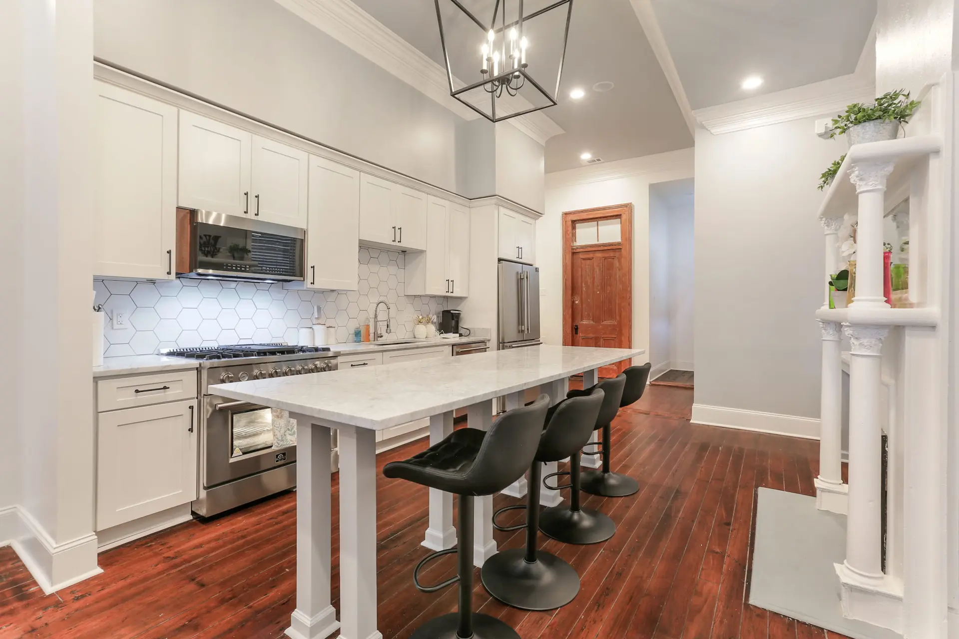 Canal St. Historic Mini-Mansion