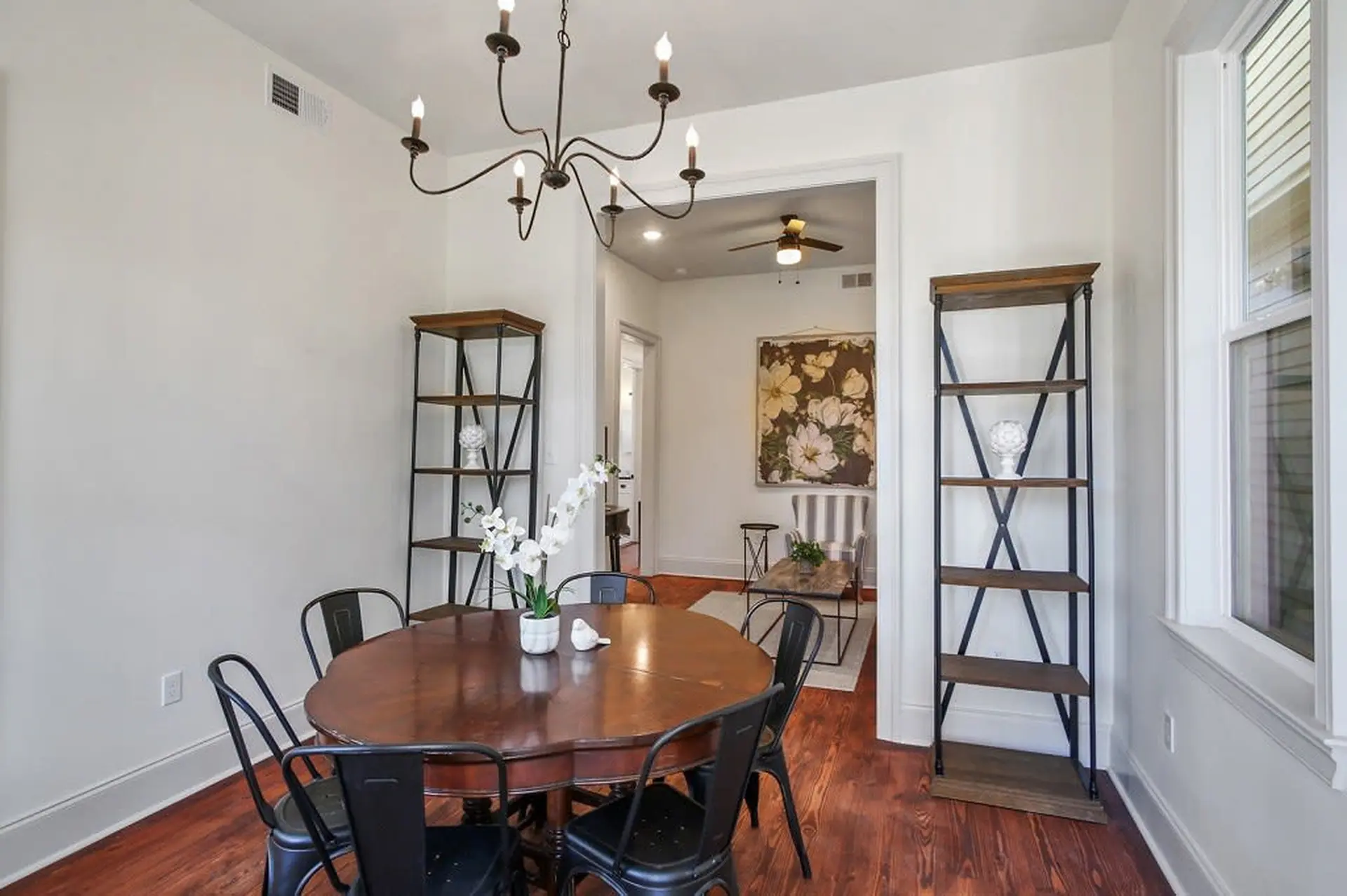 Charming NOLA Villa- Sleeps 8, Pets OK, BBQ
