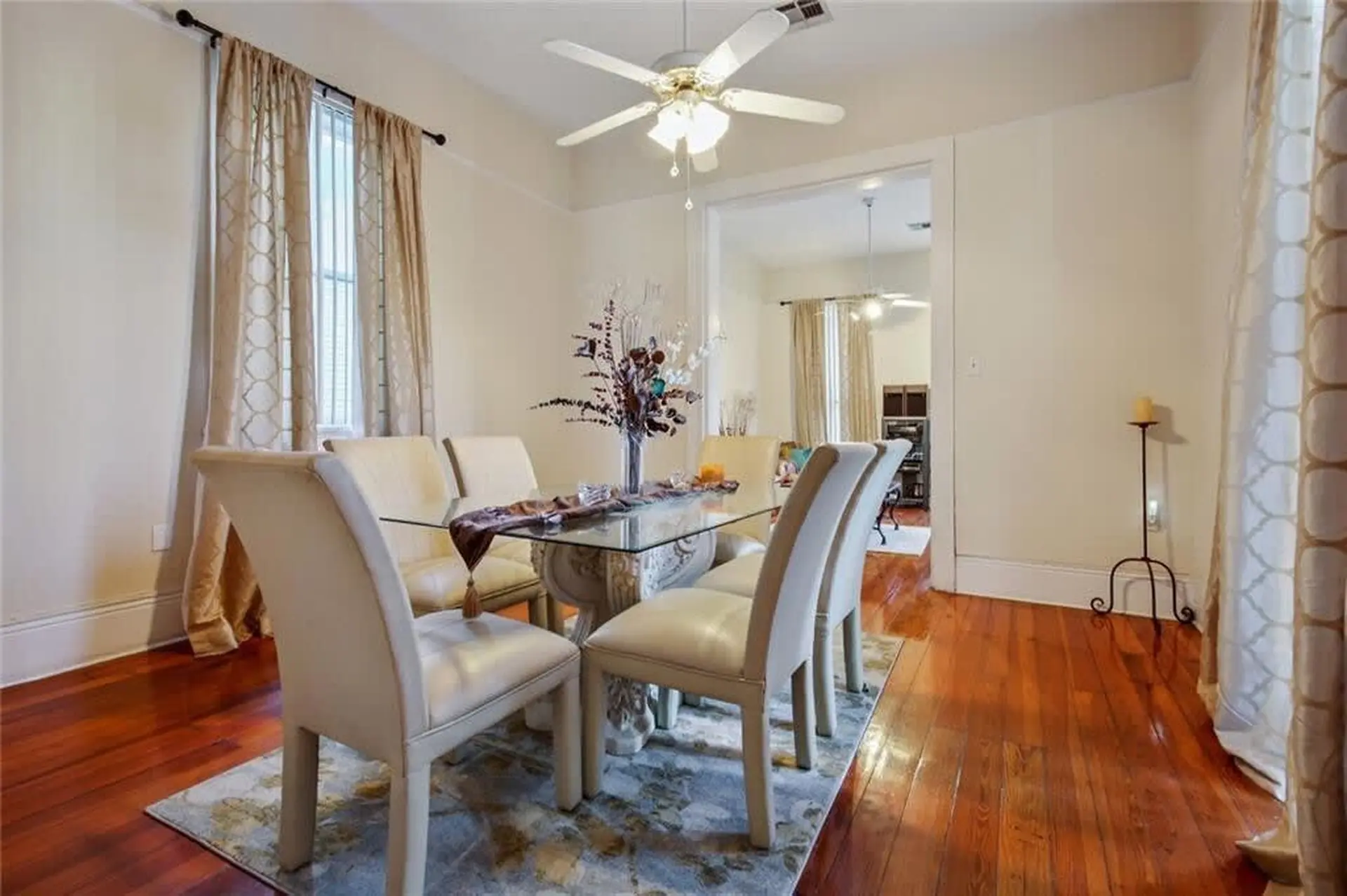 NOLA Charm: Sleeps 12, Near Attractions!