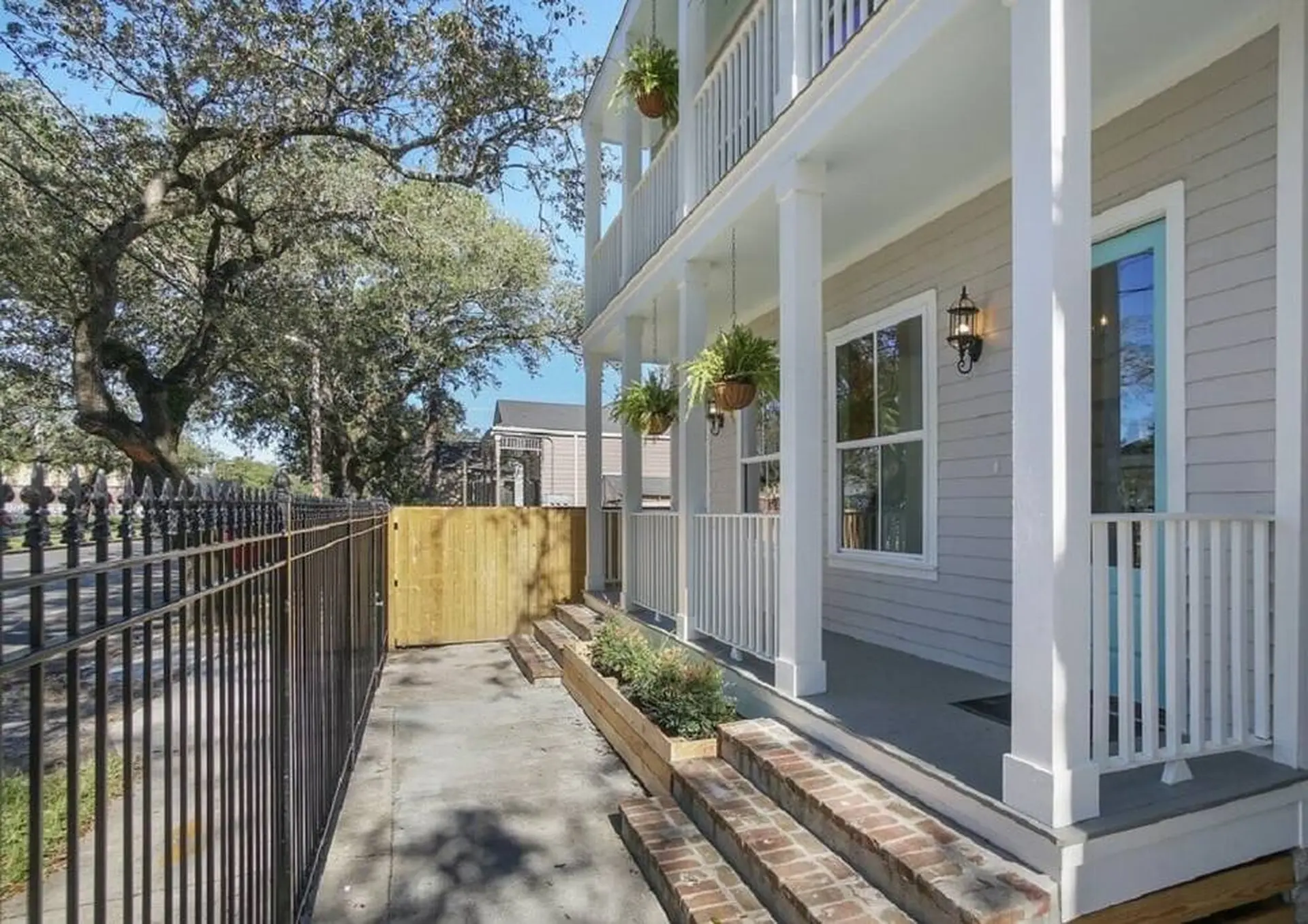 NOLA Jewel: Cozy Villa Near Streetcar Line