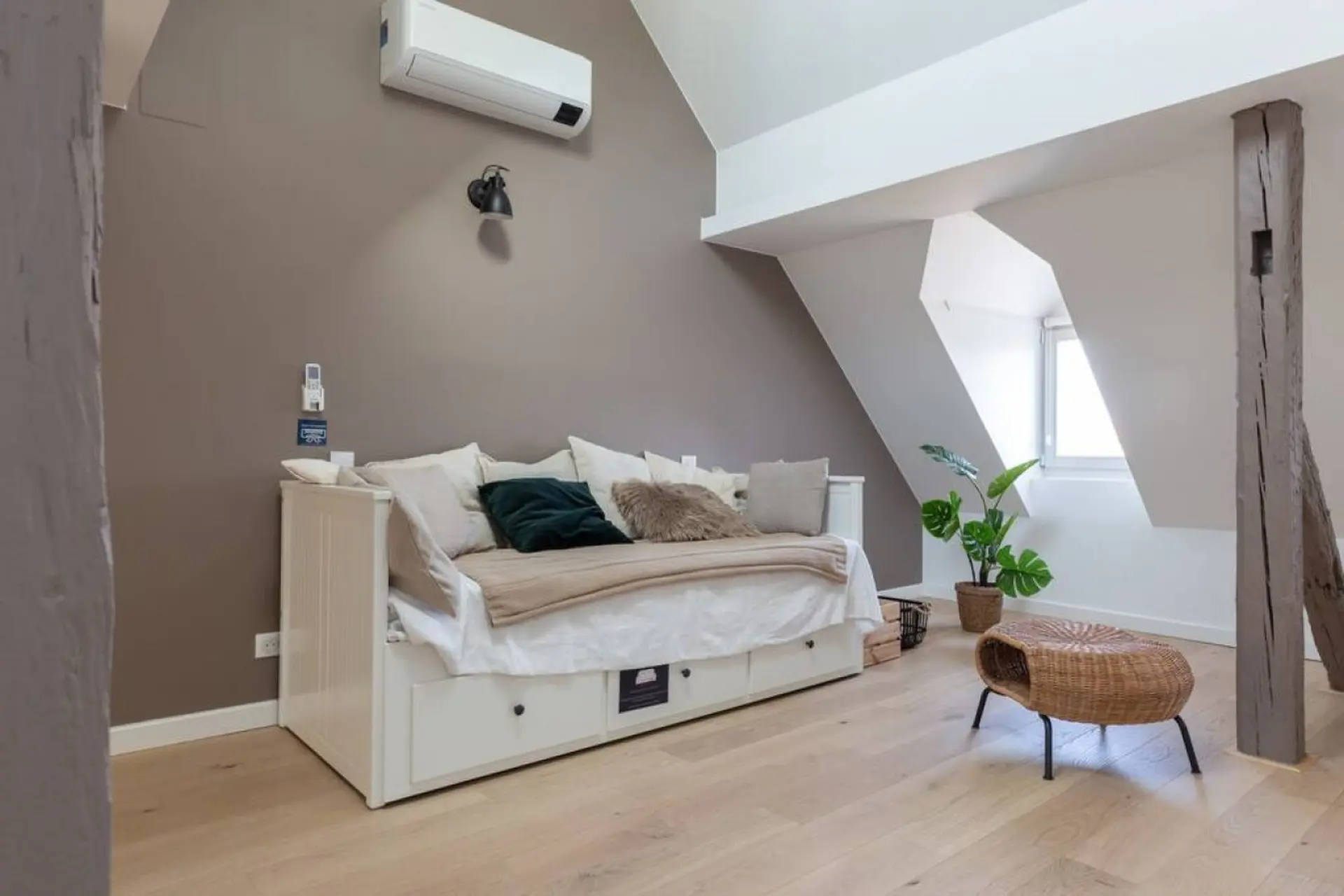 Travel Homes - ParcFive, spacious flat in Colmar