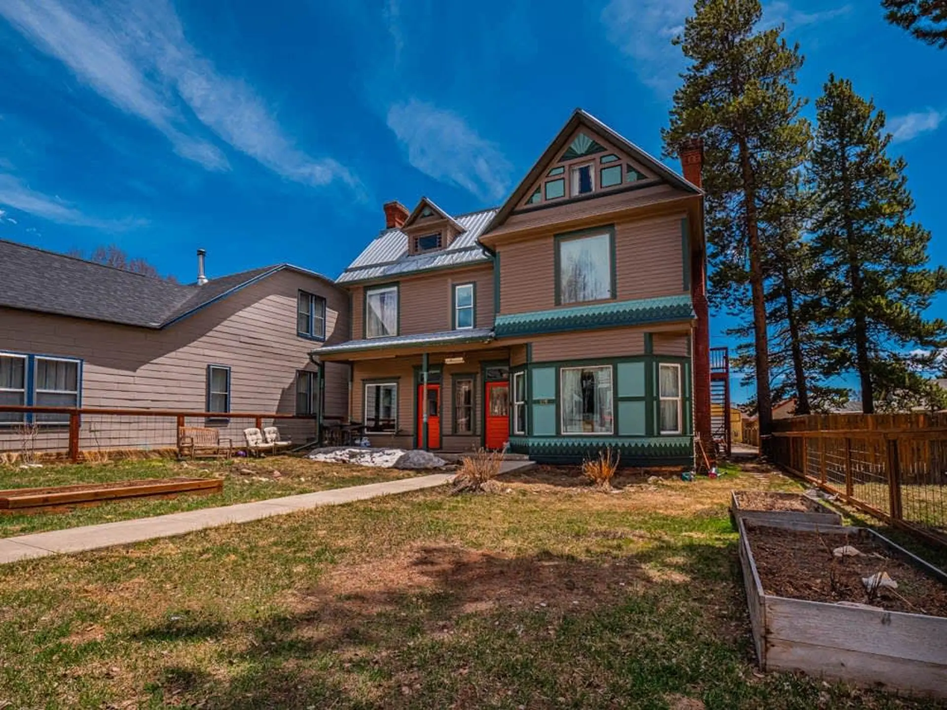 Historic Loft - Overlooking Leadville - Pets OK