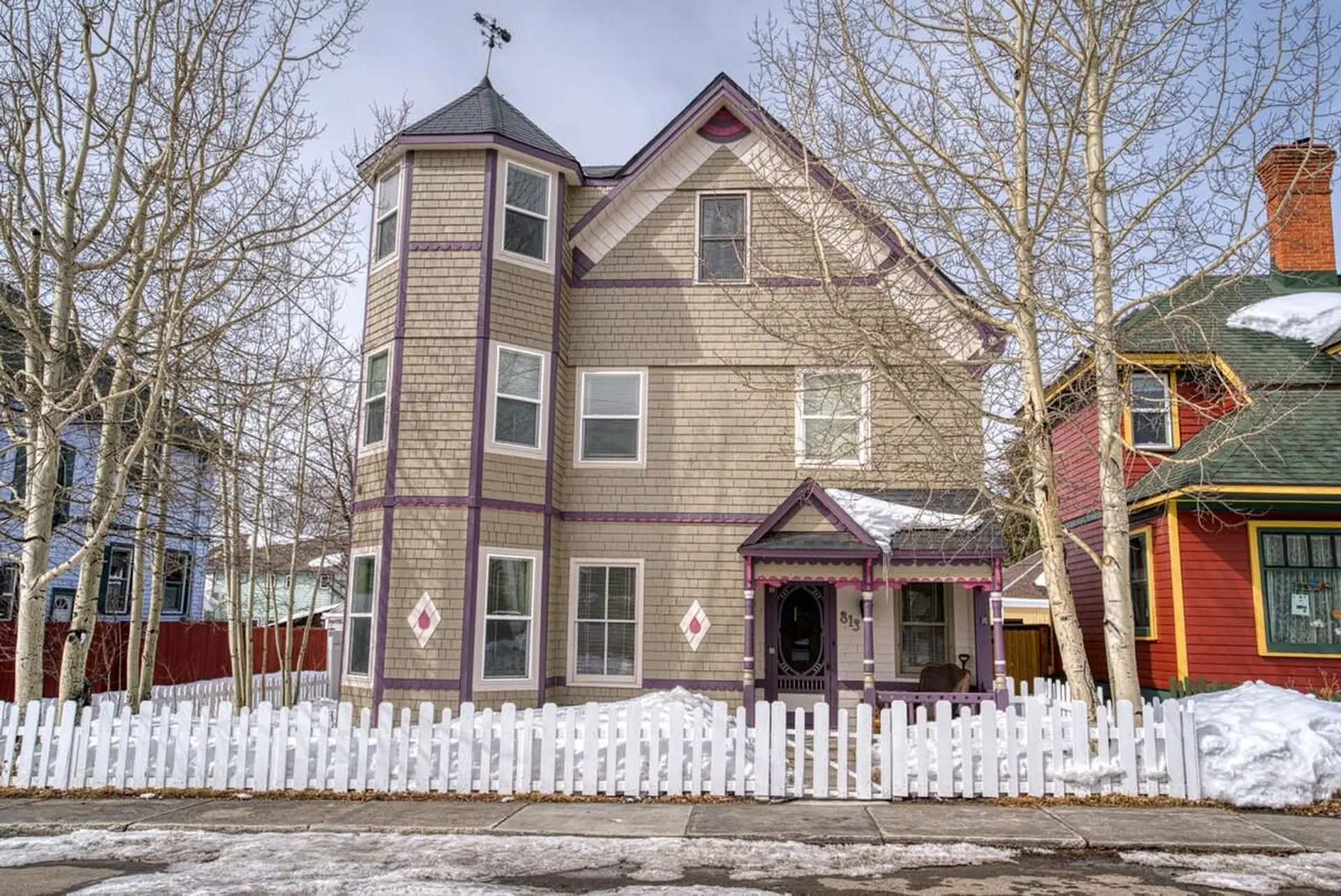 5BR Cozy Victorian - Jacuzzi - Group Friendly