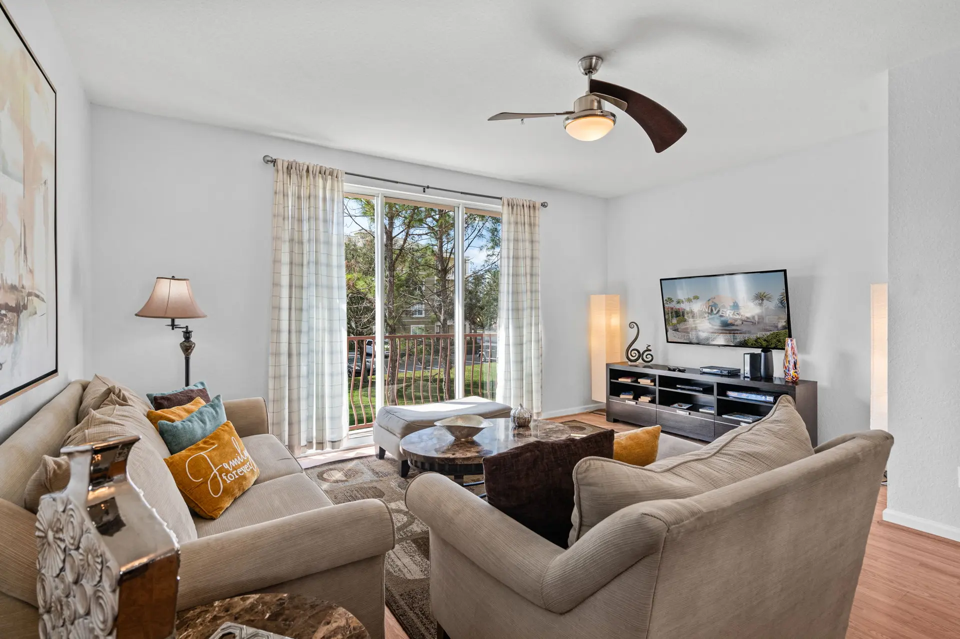 Comfortable 3BR Near Convention Center & Epic Park