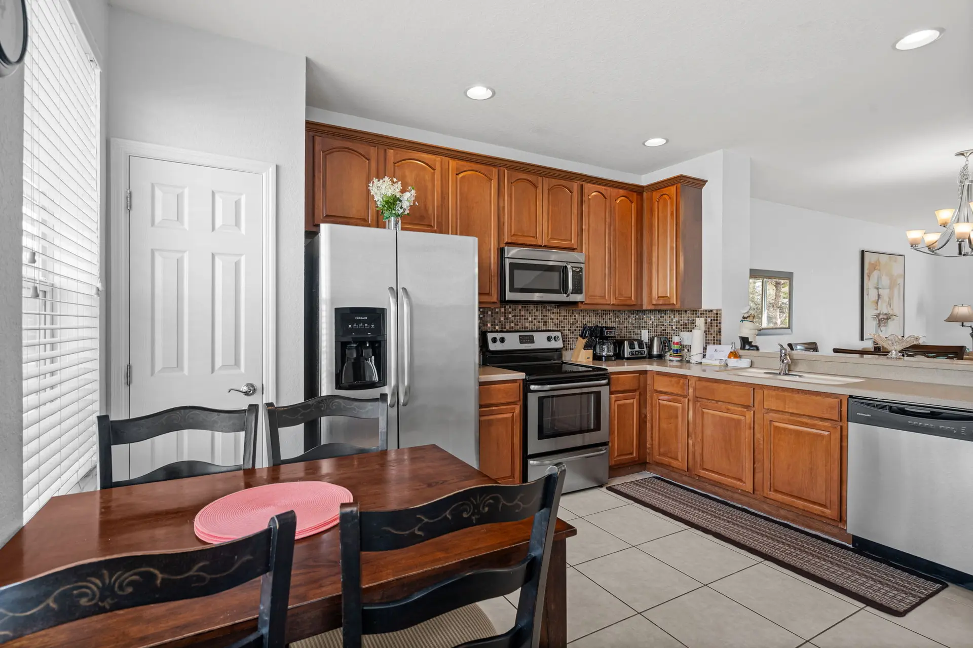Comfortable 3BR Near Convention Center & Epic Park