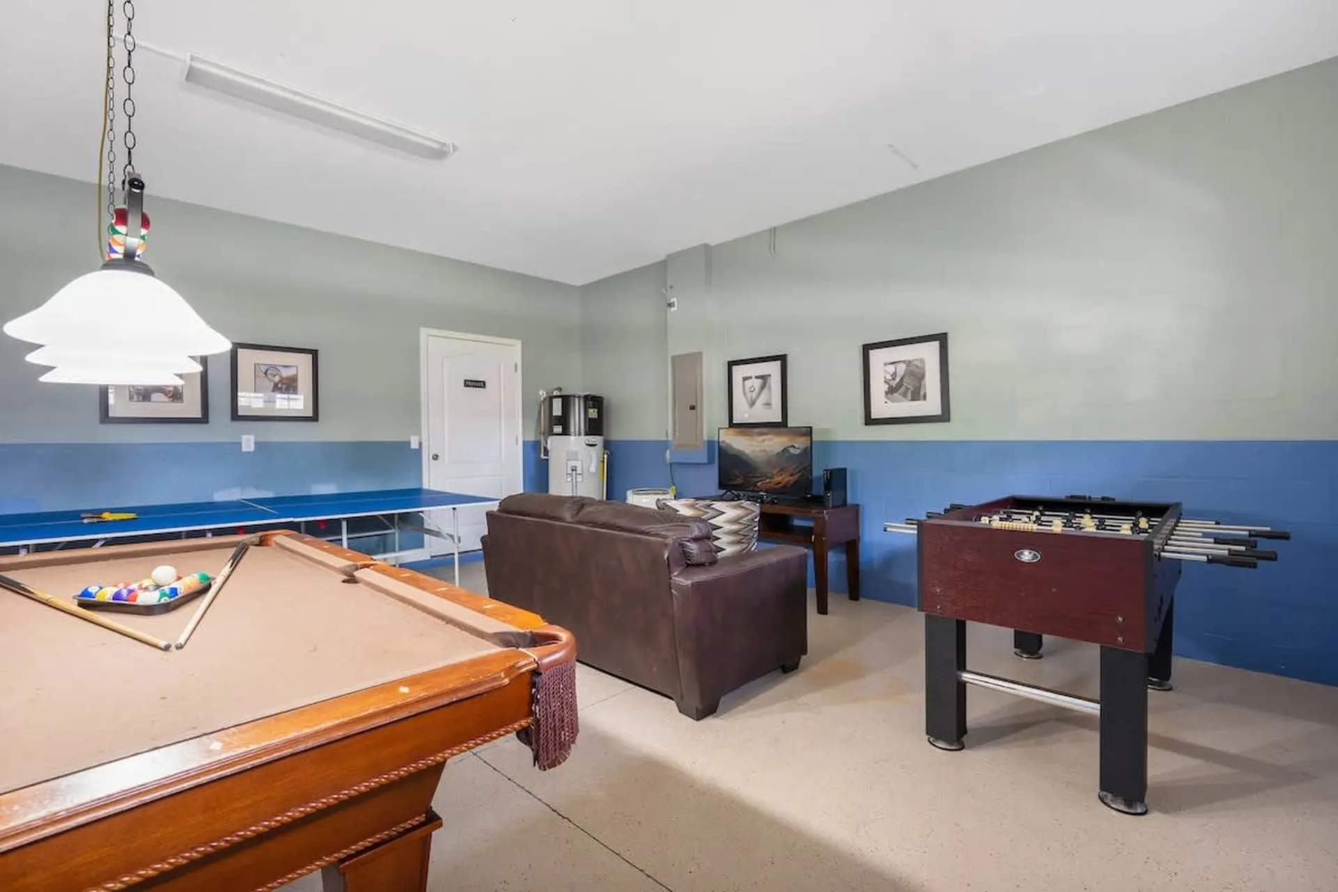 Cozy & Comfortable 9BR Retreat in Champions Gate