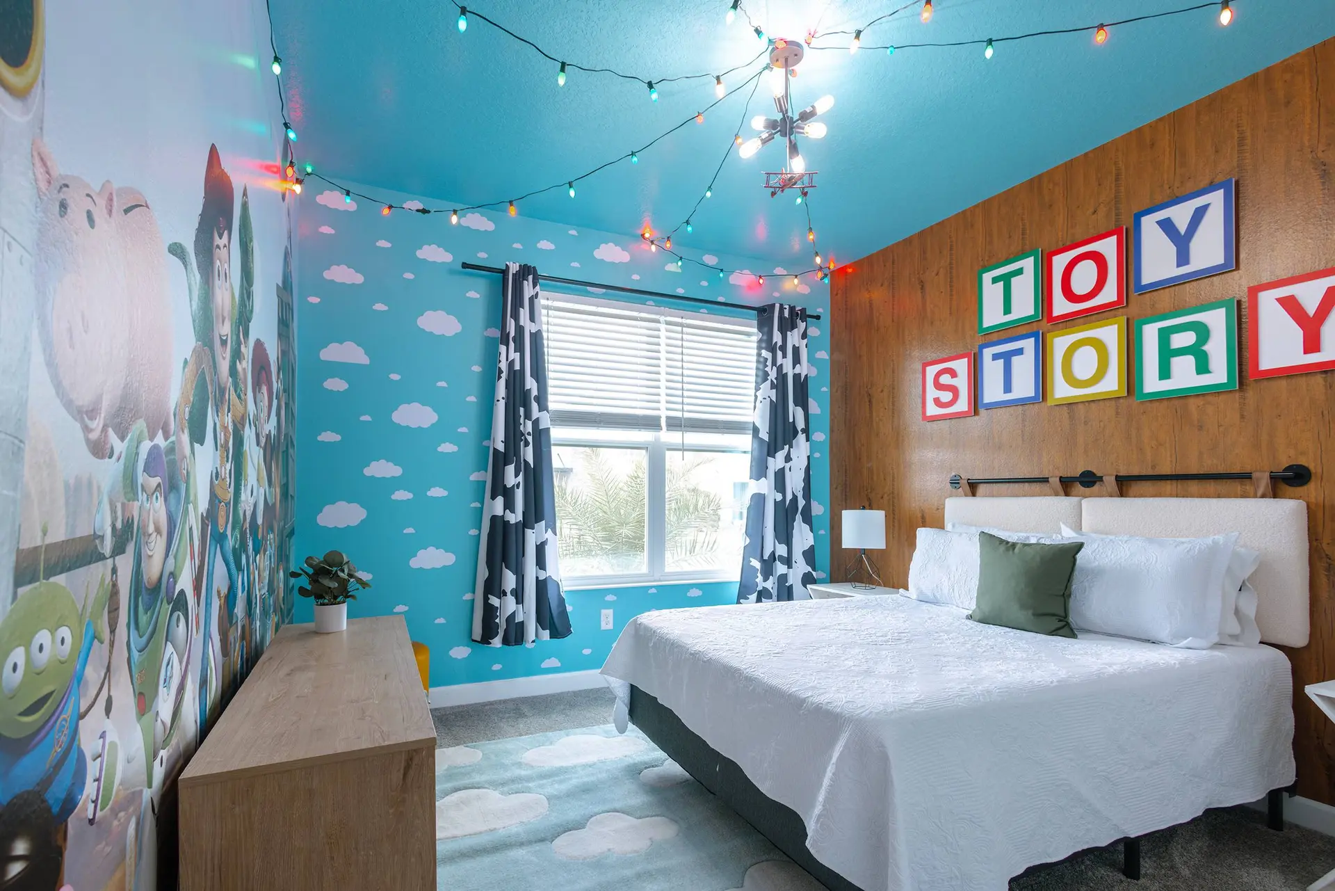 Fantasy Stay in 5 bed at Storey Lake