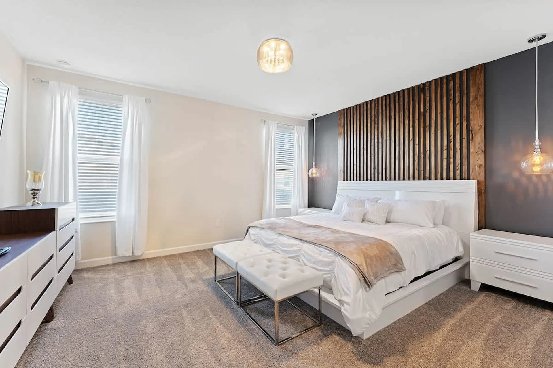 Sophisticated 6BR at Storey Lake SL2766