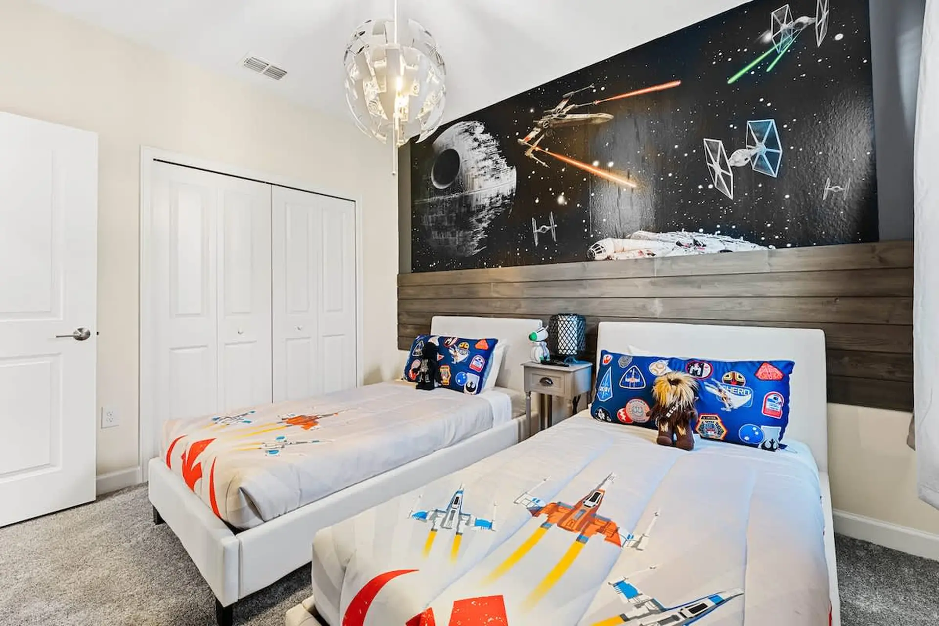 Sophisticated 6BR at Storey Lake SL2766