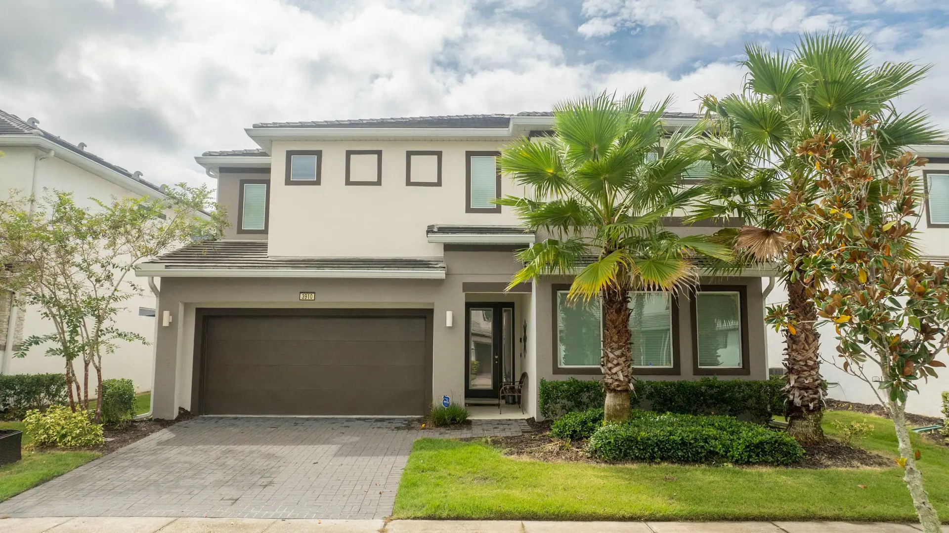 Spacious 6-Bedroom Retreat Near Disney parks
