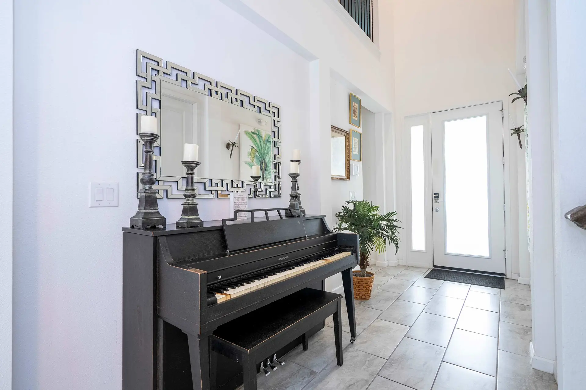 Spacious 6-Bedroom Retreat Near Disney parks
