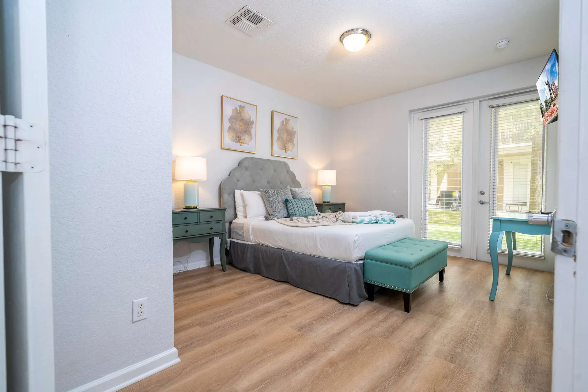 Spacious 3Bed Near Convention Center & Parks