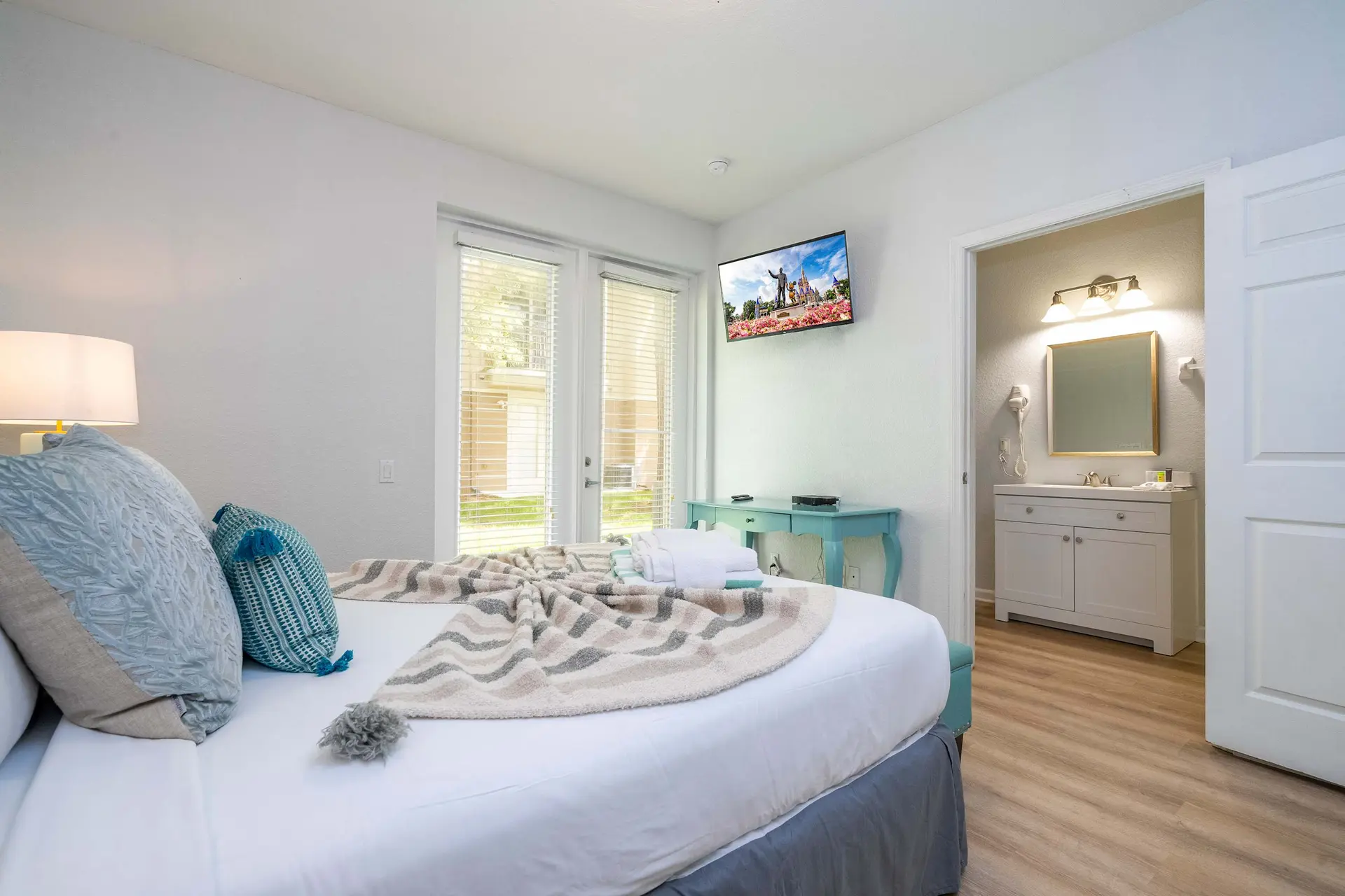 Spacious 3Bed Near Convention Center & Parks