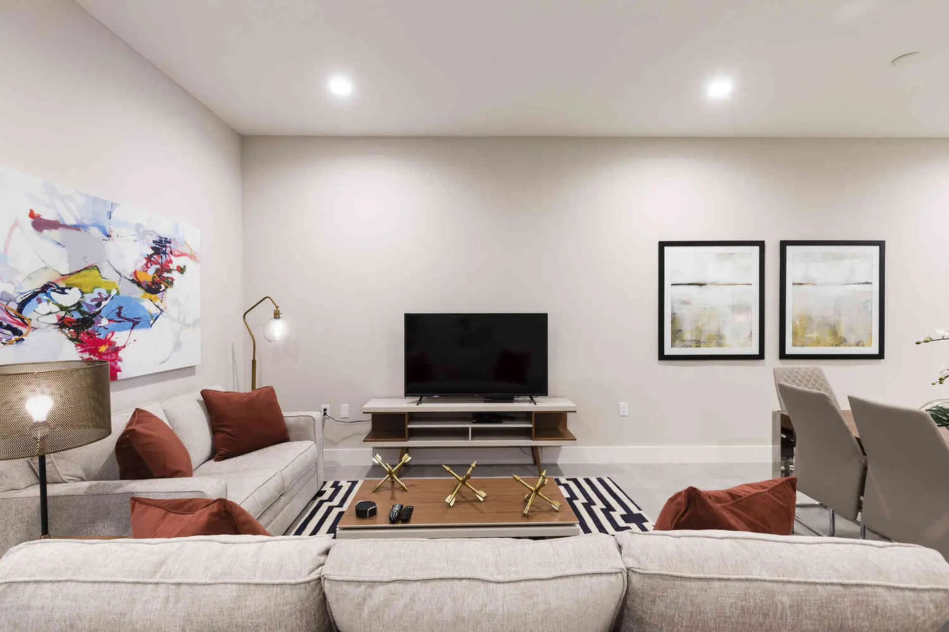 Chic 4 Bedroom at Summerville, Minutes from Disney
