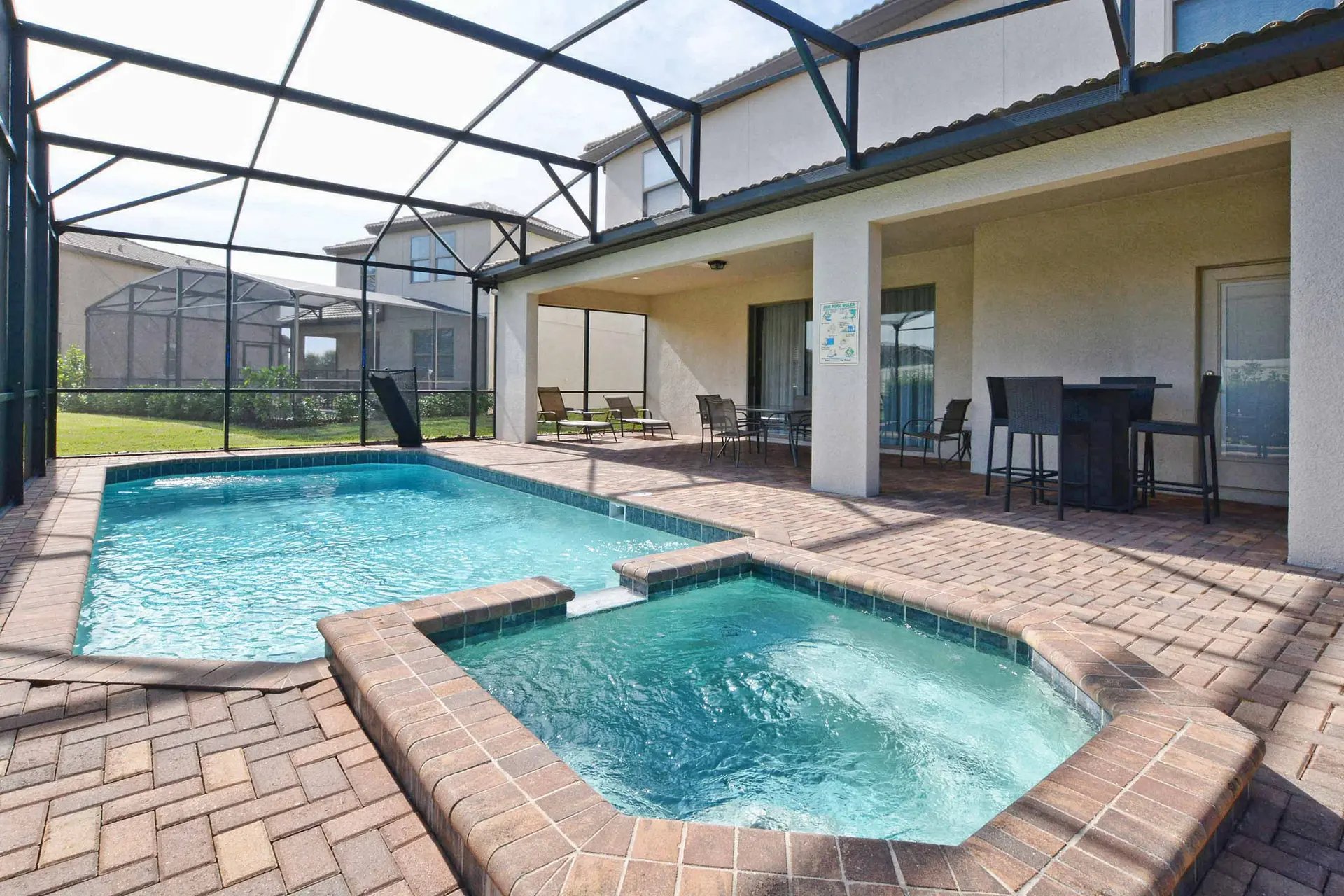 Home 8 Bdrm at Windsor Westside with Top Amenities
