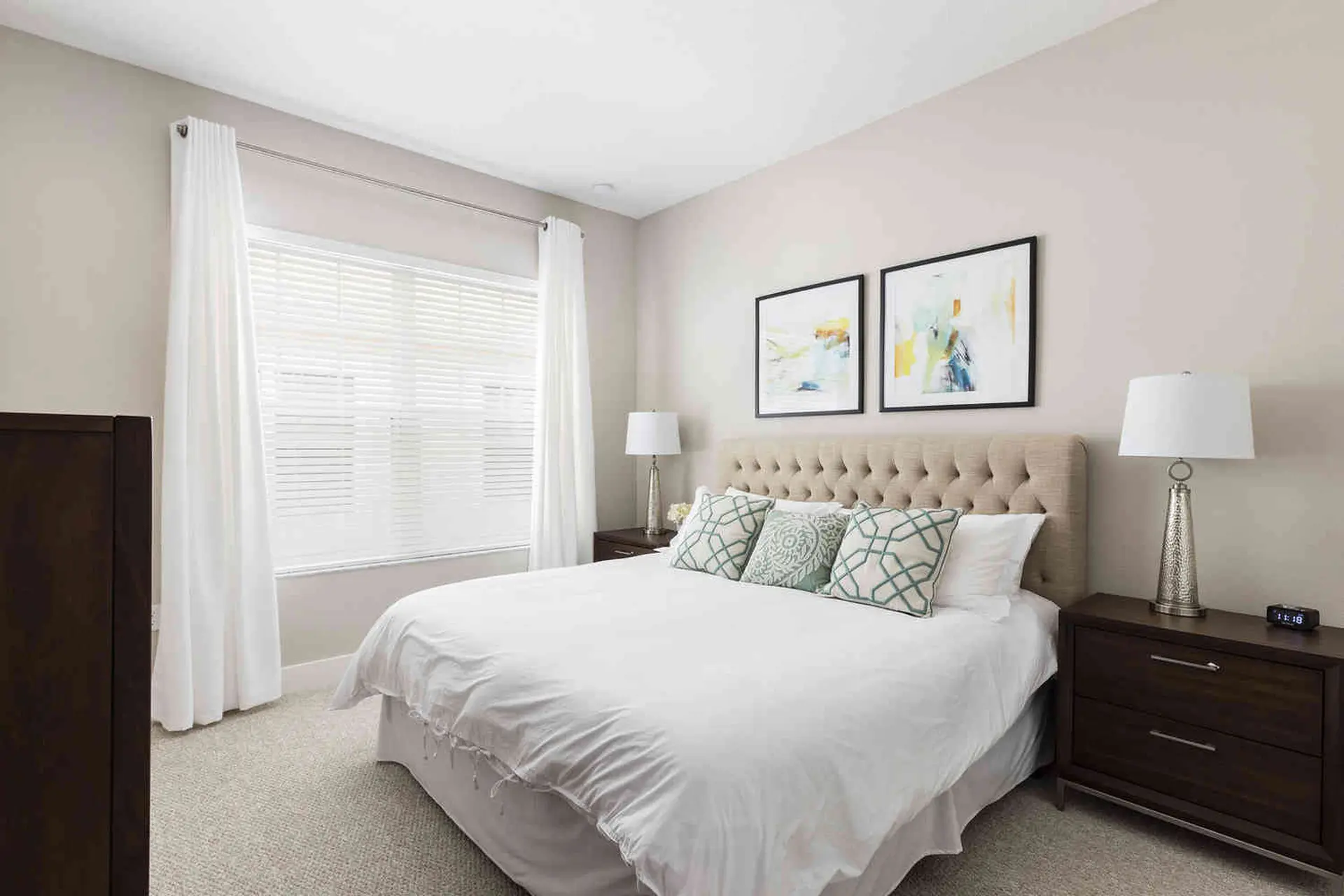 Stylish 4Bed Townhome at Summerville Near Disney