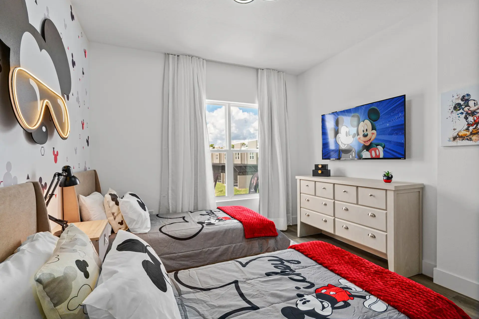 Doppio Luxury Home, Themed Magic!