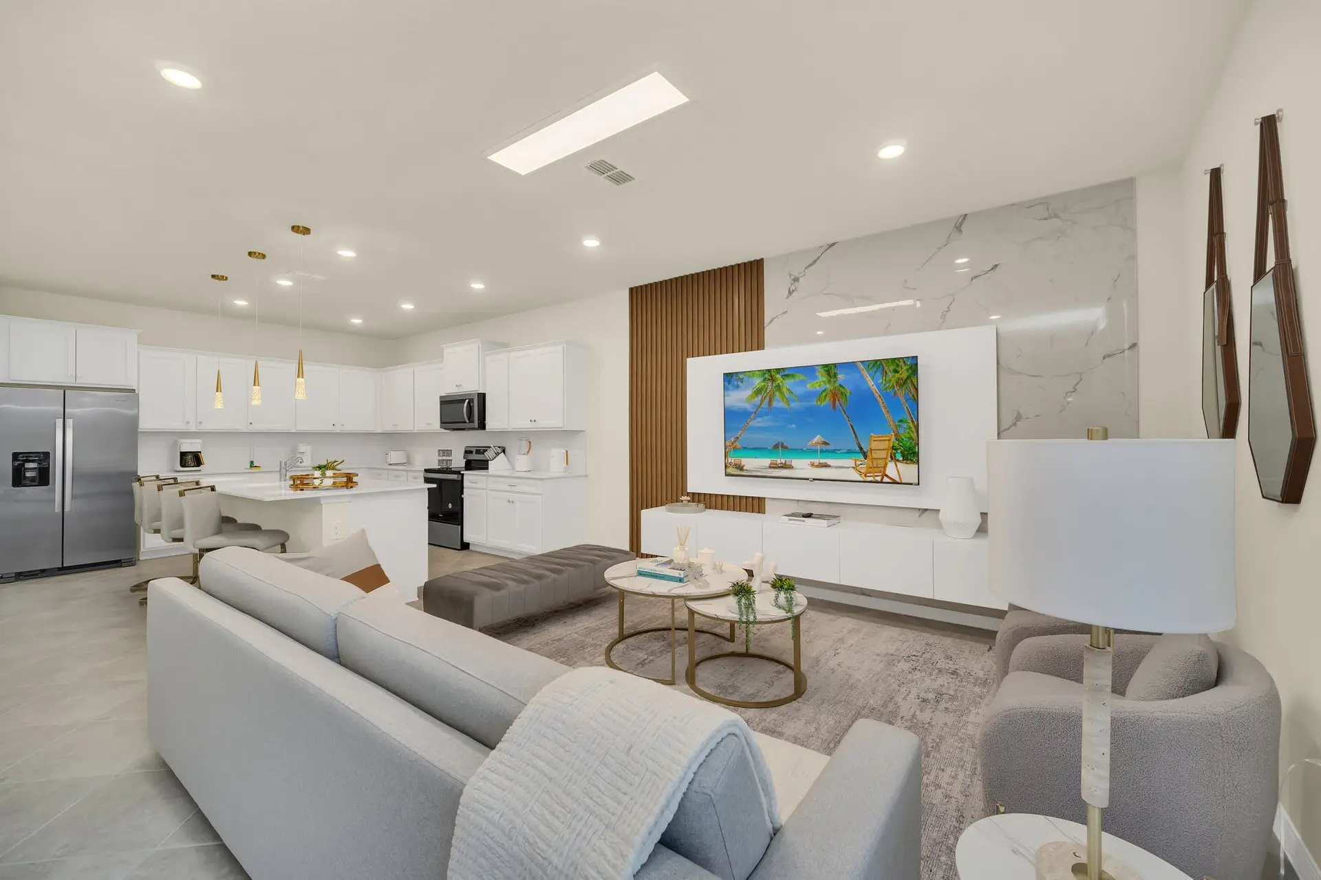 Chic 10BR Retreat with Themed Rooms & Pool