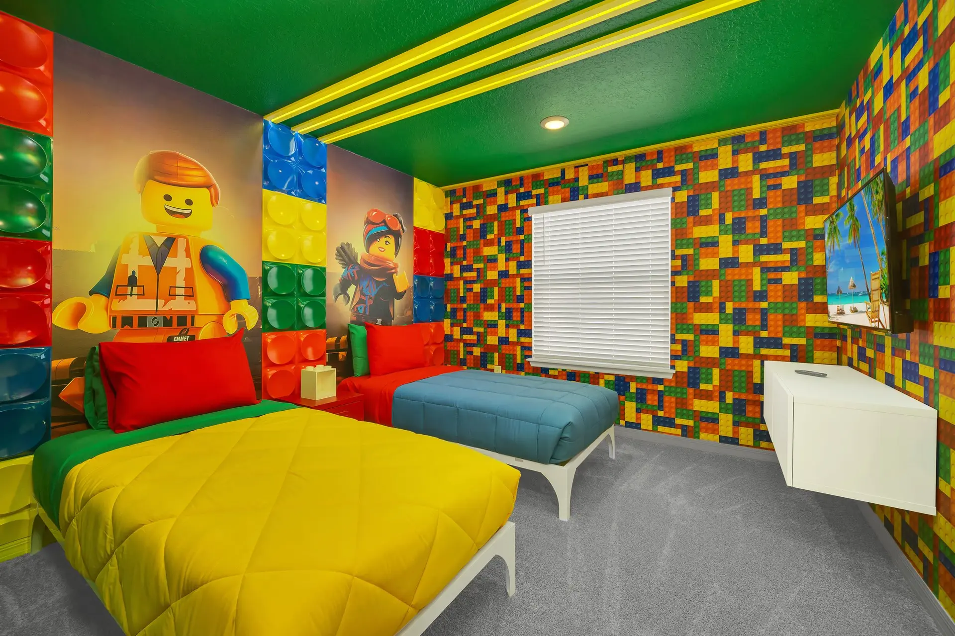 Chic 10BR Retreat with Themed Rooms & Pool