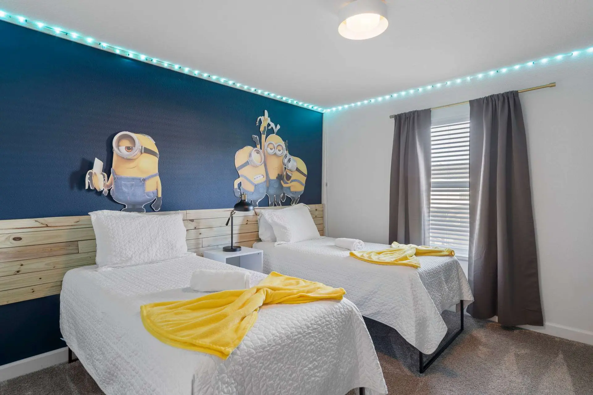 Modern 4 Bed Home, Themed Rooms, Prime Location
