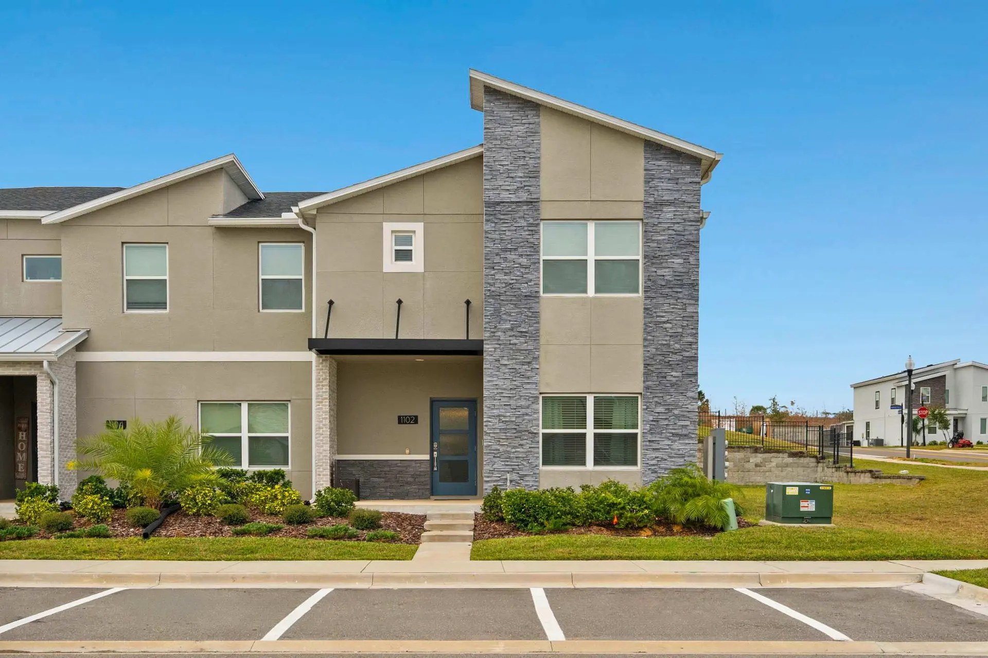 Gorgeous 5bed TH close to Disney, Water Park