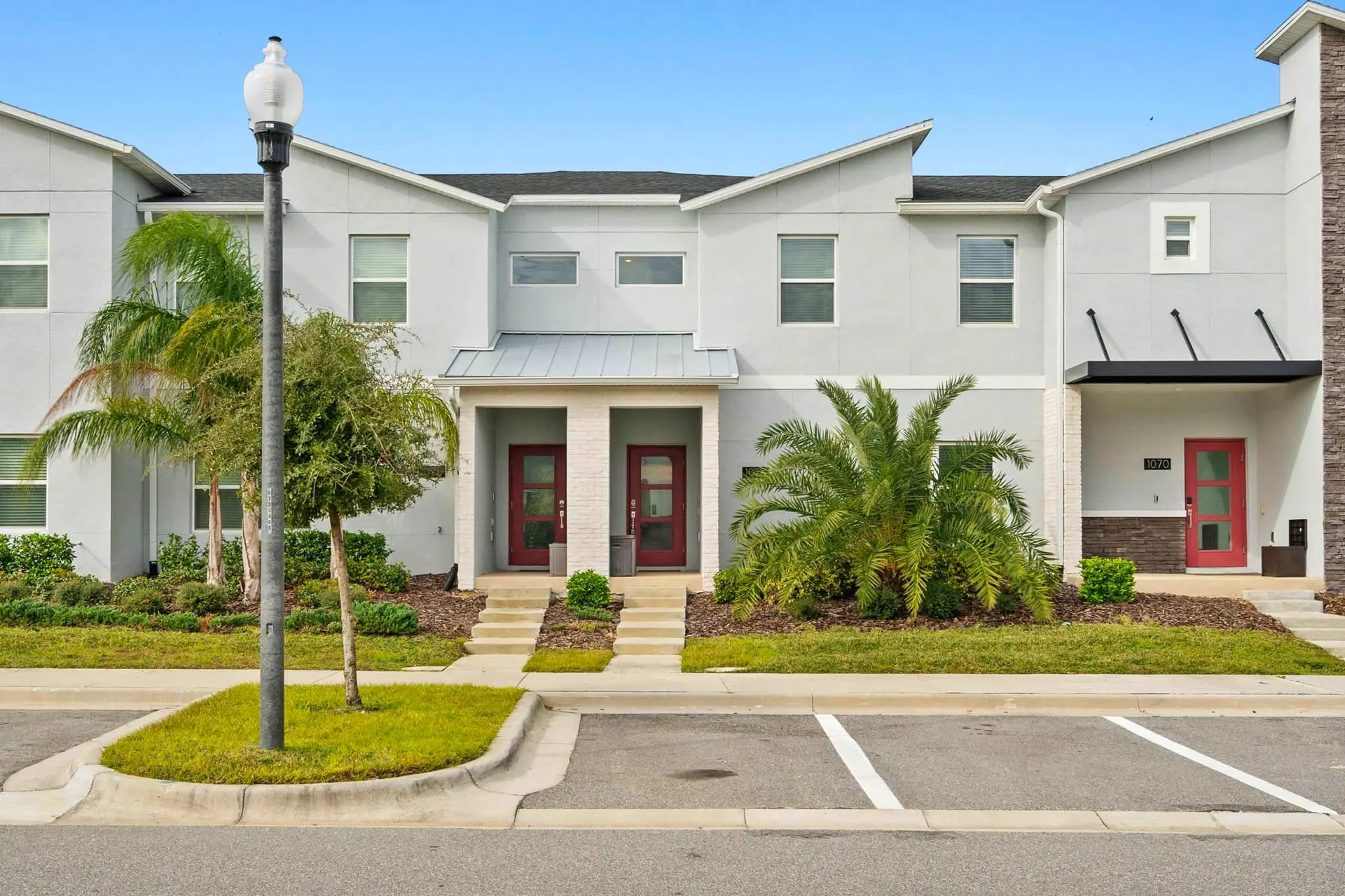 Adorable 4BR home, Cute Mickey Tangled Rooms