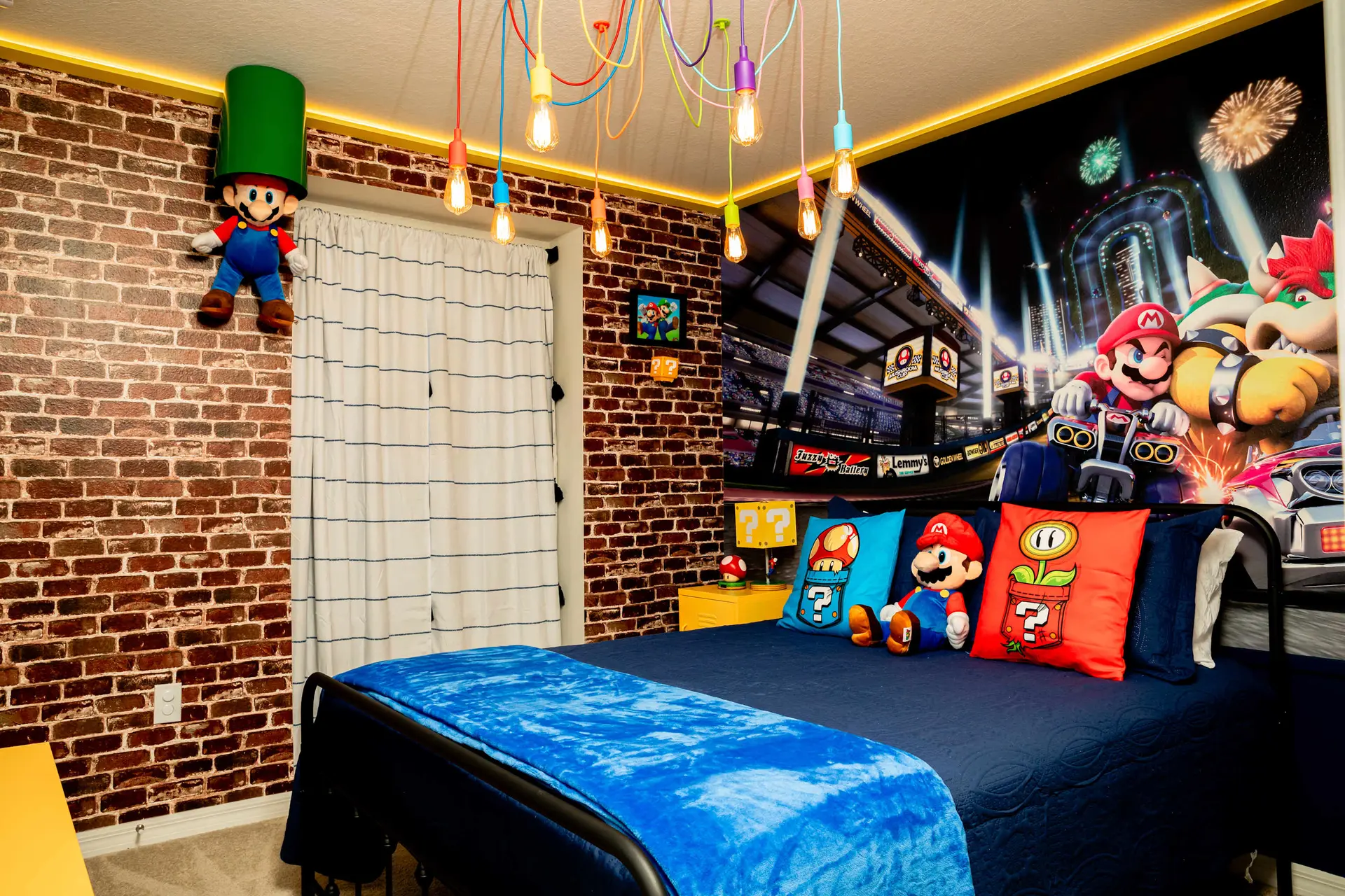 Fantasy Themed Fun with Pool & Resort Access