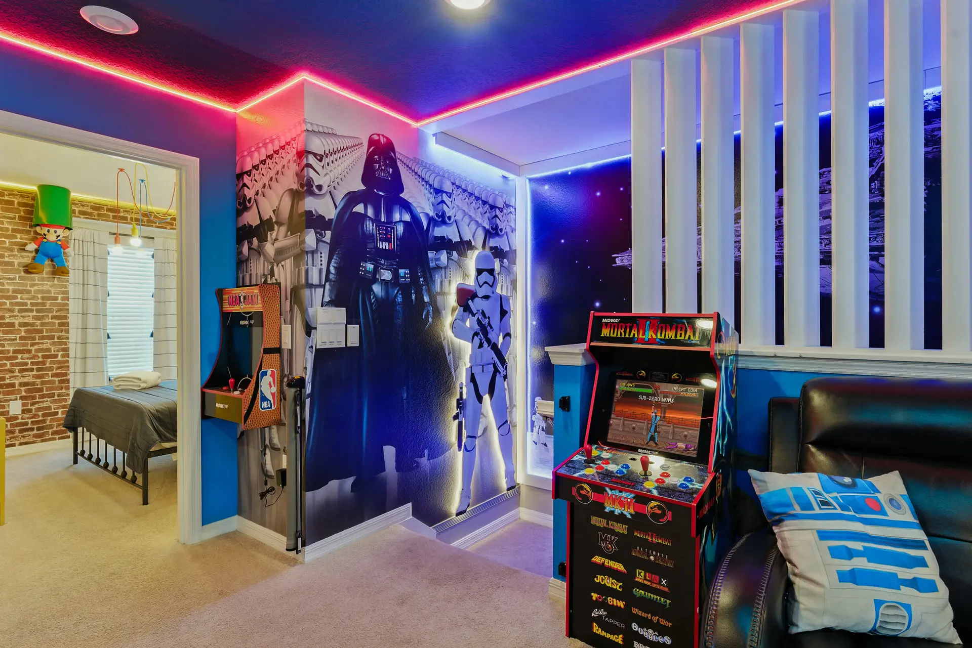 Fantasy Themed Fun with Pool & Resort Access