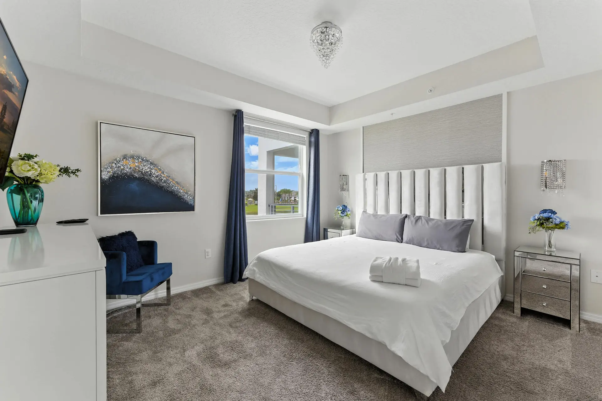 Beautiful Lakeview Retreat Near Disney