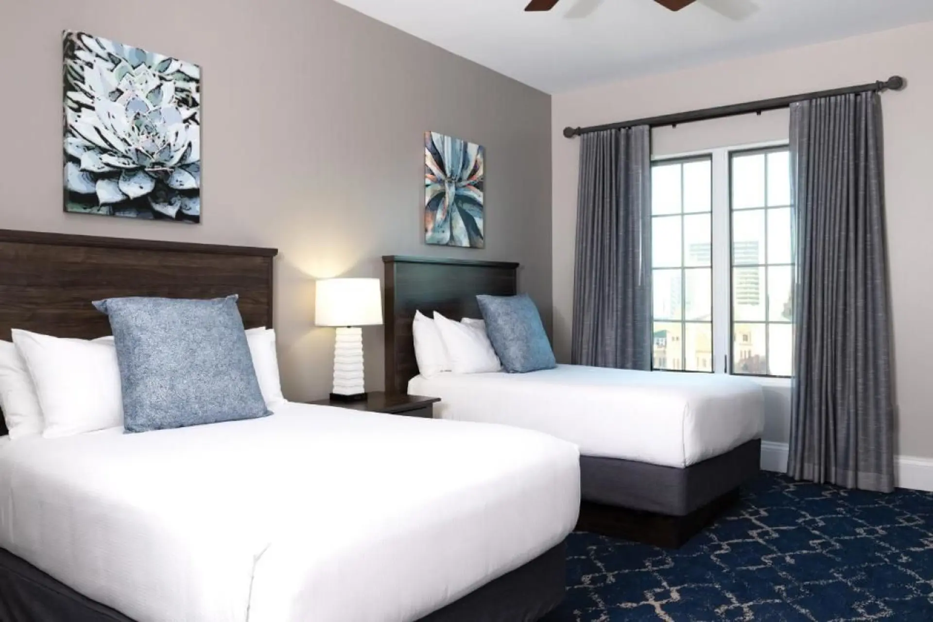 Beautiful Hotel in La Cascada - 1BD Sleeps up to 4