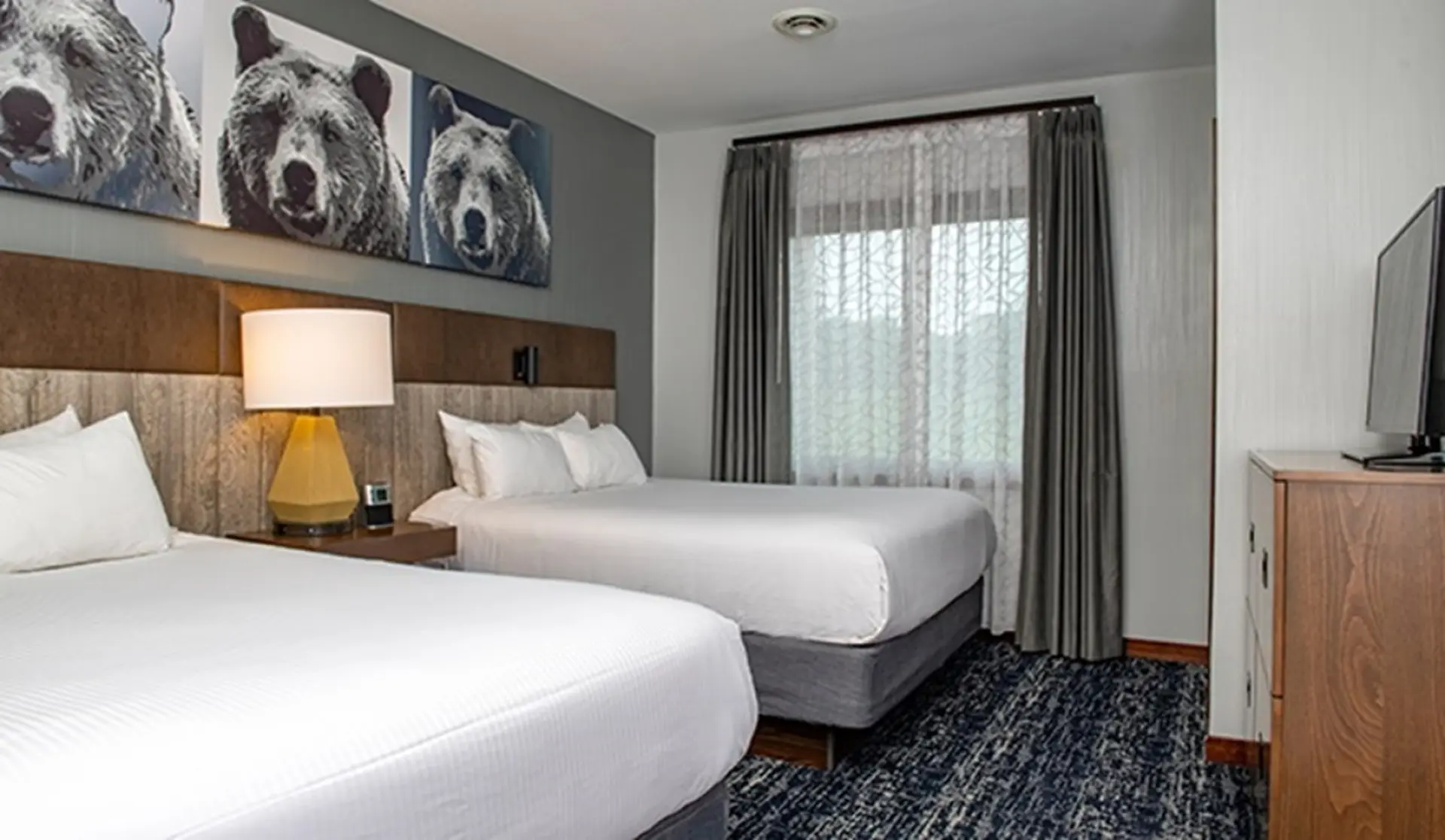 Beautiful Resort in Glacier Canyon 2BD Deluxe near Circus World