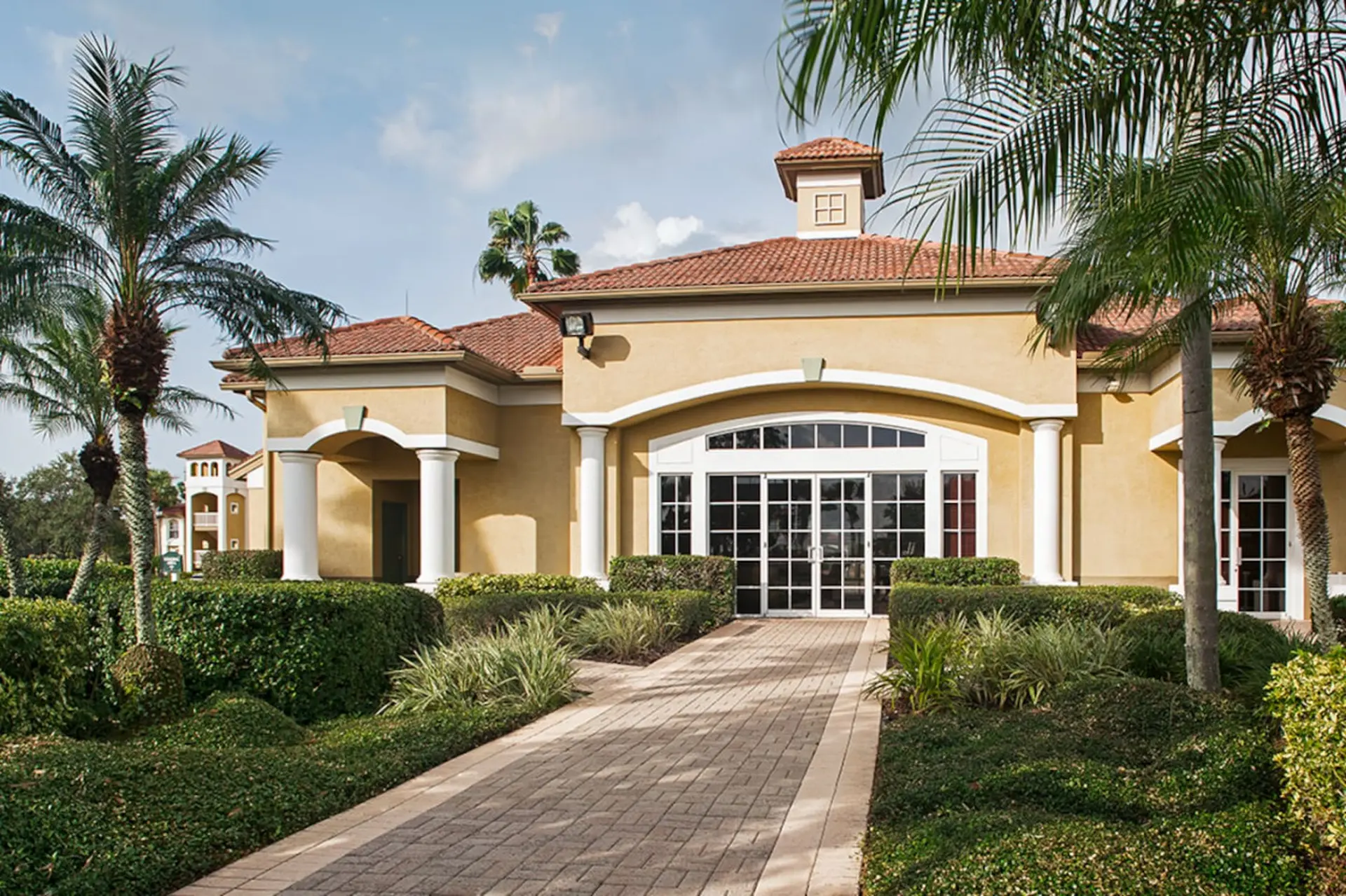 Great 1BD resort condo in Port Lucie