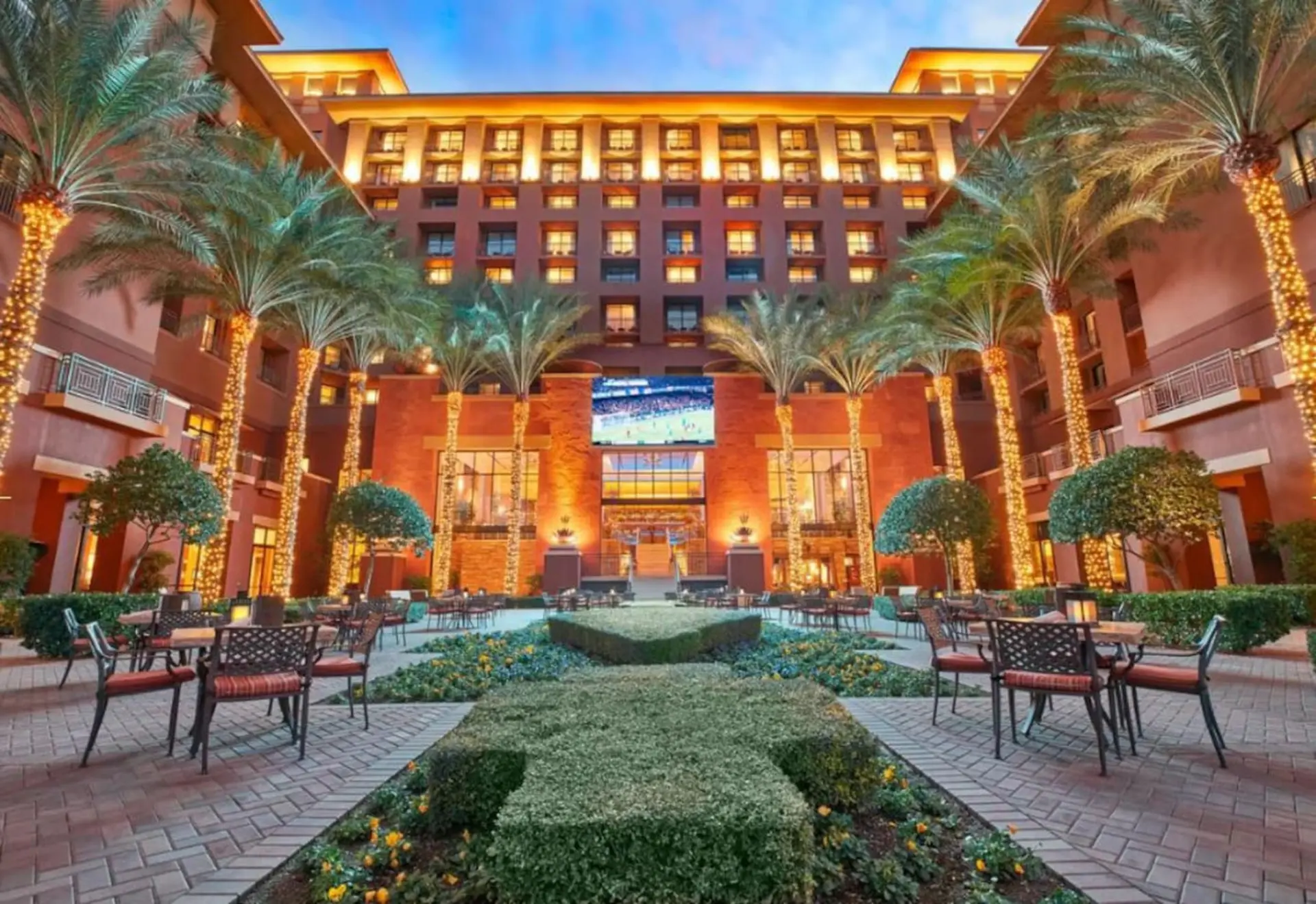 Scottsdale Sanctuary in this 1BD condo with resort