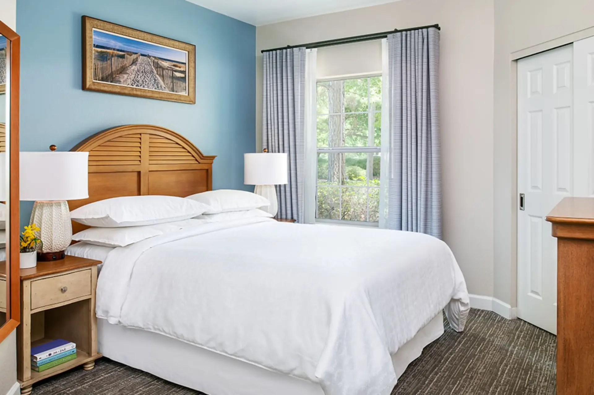 Relax in this resort 1BD condo