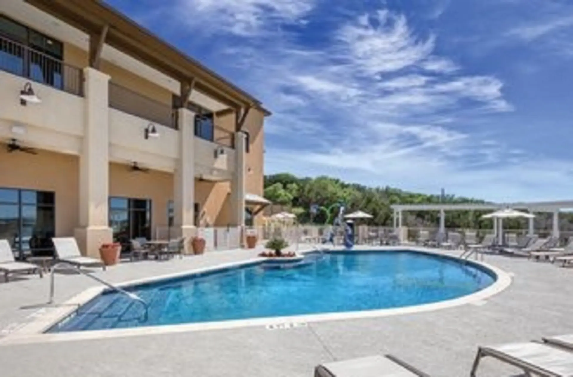 Thoughtful 1BD condo with resort amenities on banks of Lake Marble Falls