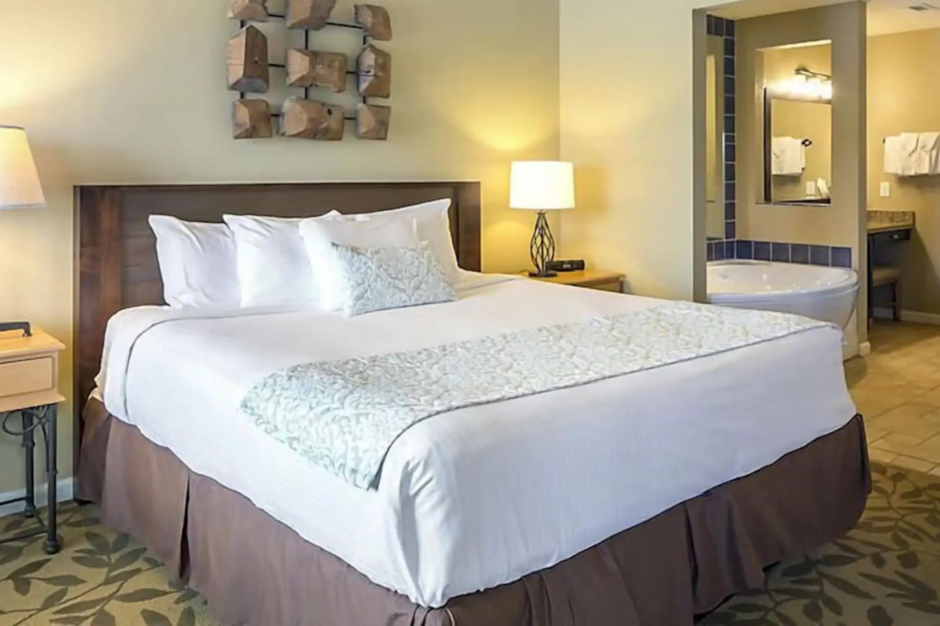 Relax surrounded by nature in this 1BD resort