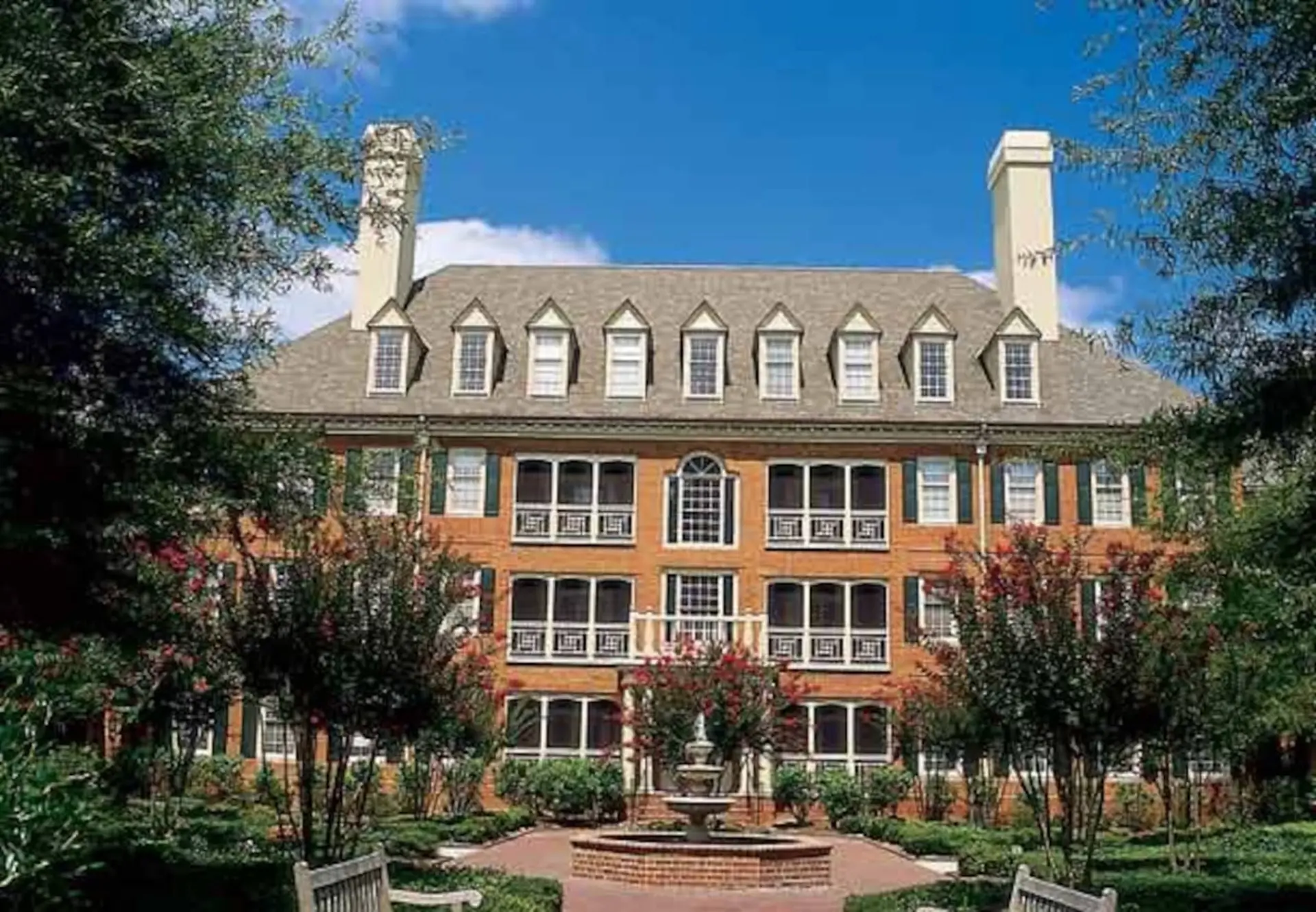 Marriott Manor Club Luxury Studio sleeps 4