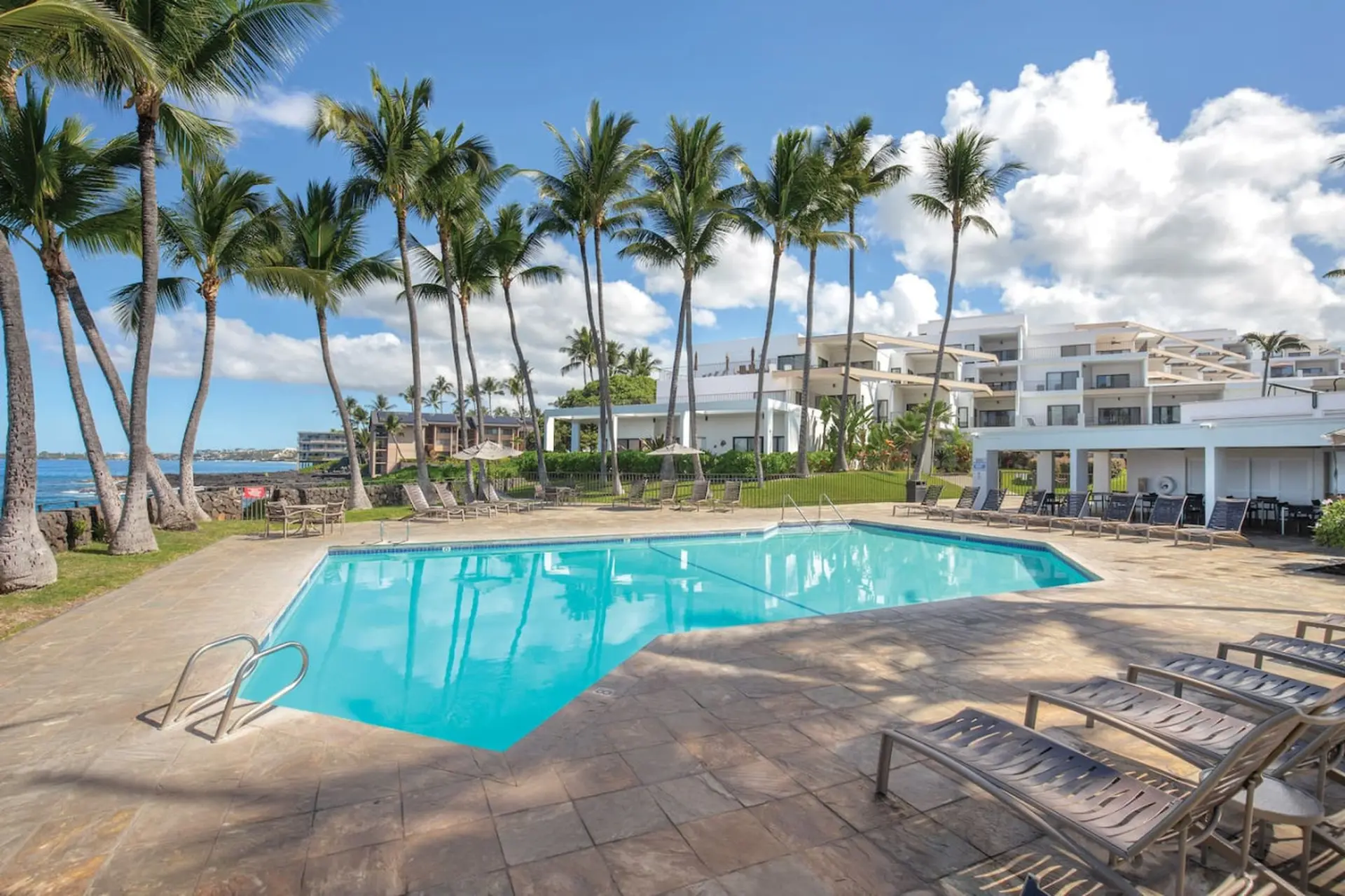 Beautiful Resort in Royal Sea Cliff 2bd Sleeps 6