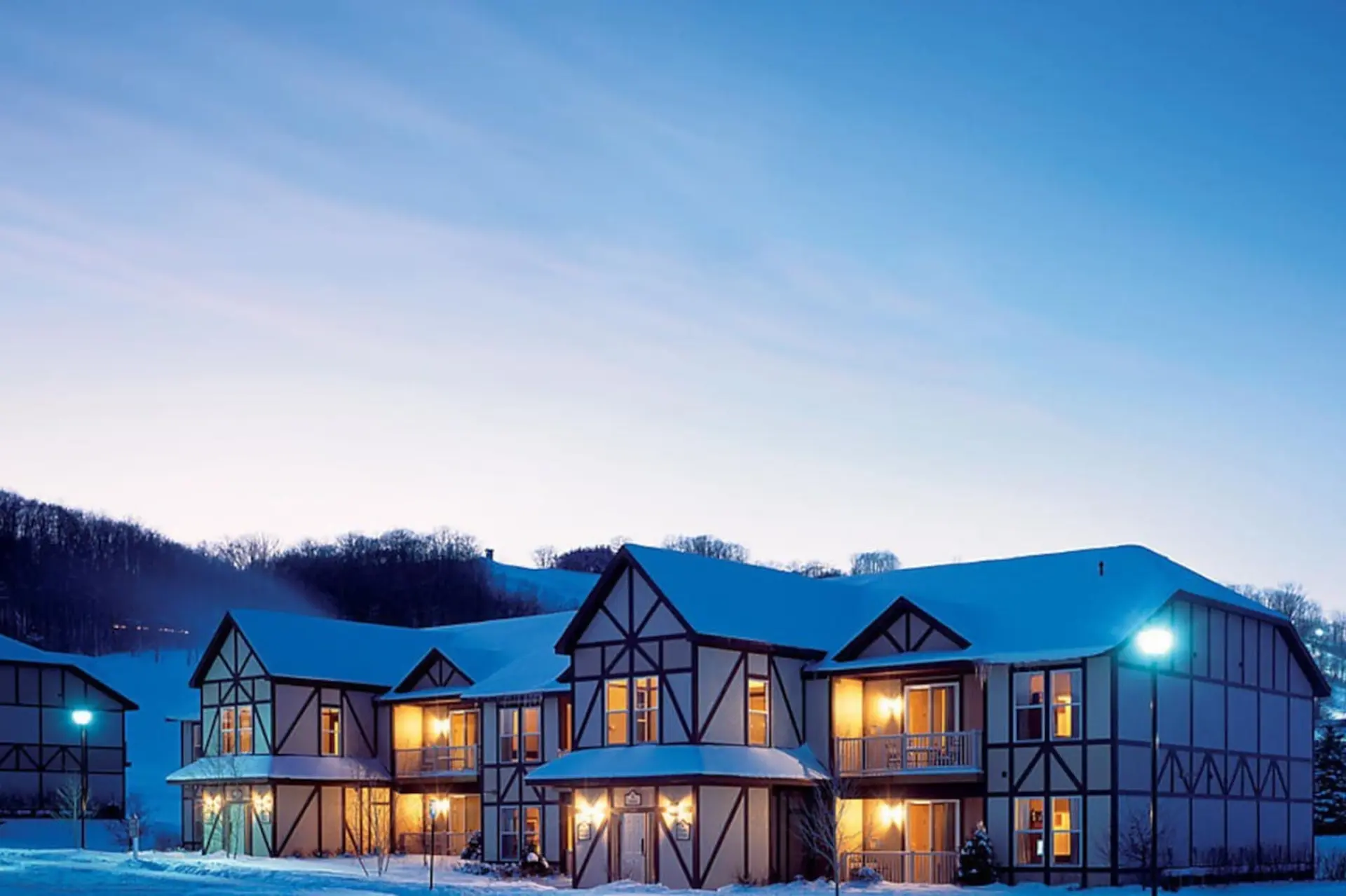 Relax in this 1BD resort condo after skiing