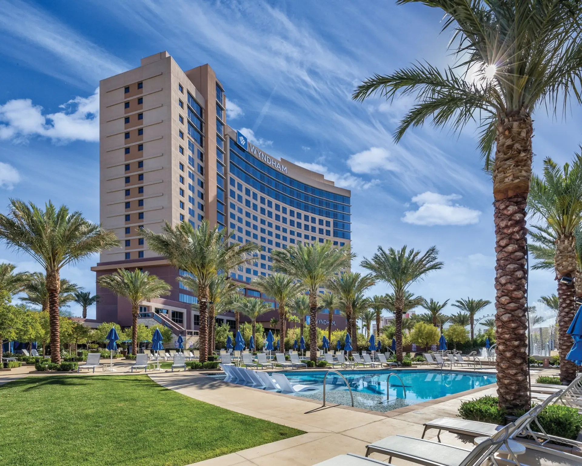 Beautiful Hotel in Desert Blue 1BD Deluxe near The Strip