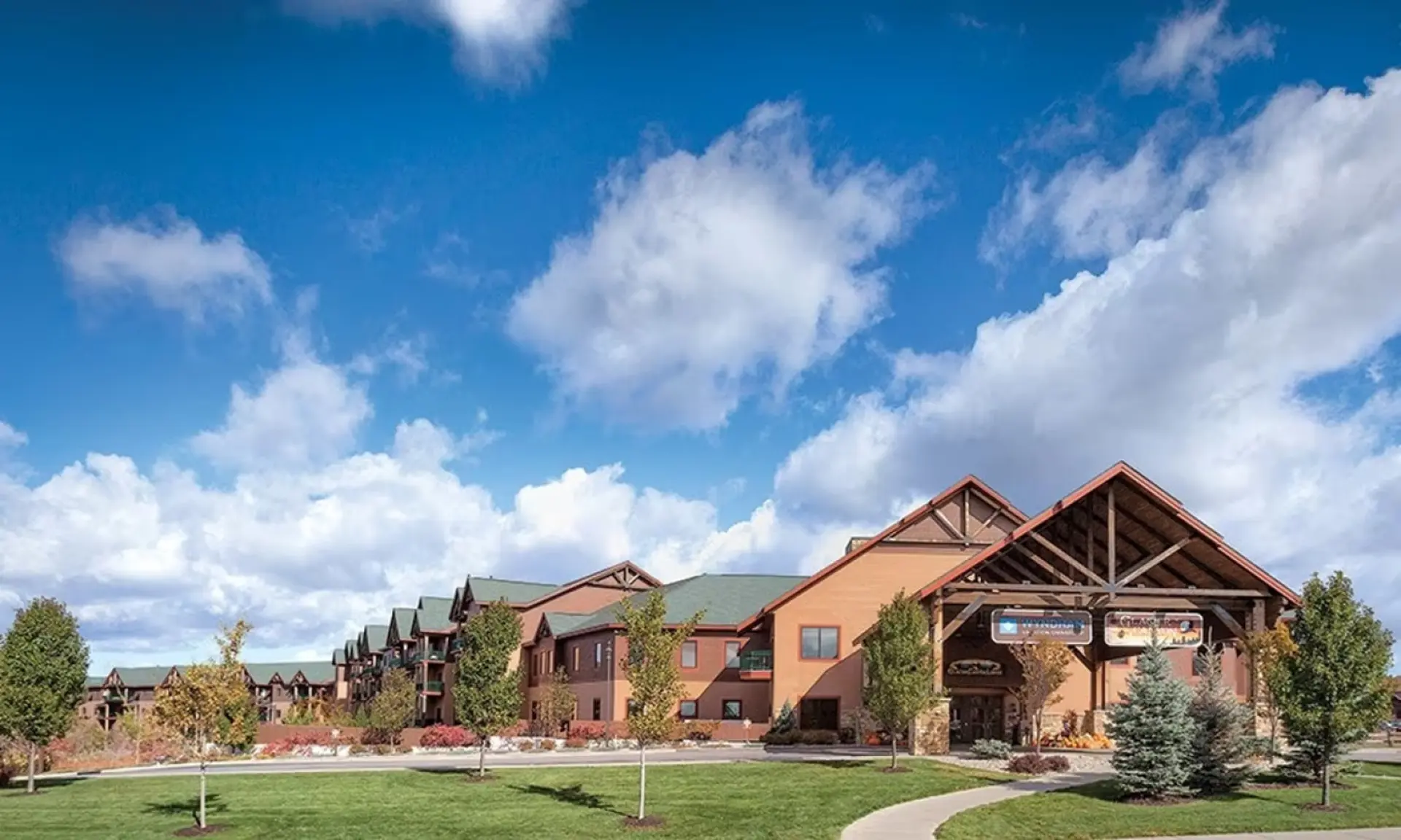 Beautiful Resort in Glacier Canyon 2BD Deluxe near Circus World